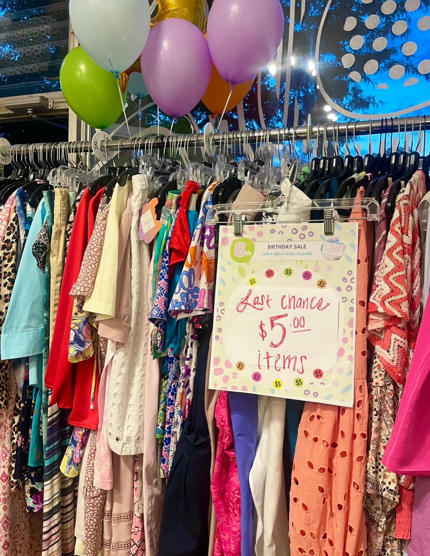 Today&rsquo;s sale had morphed into one remaining rack of last chance items. $5 each! Sunday and Monday only!! 

We also have some treats and gum ball prizes left. Join us tomorrow to take advantage! 💖🎉