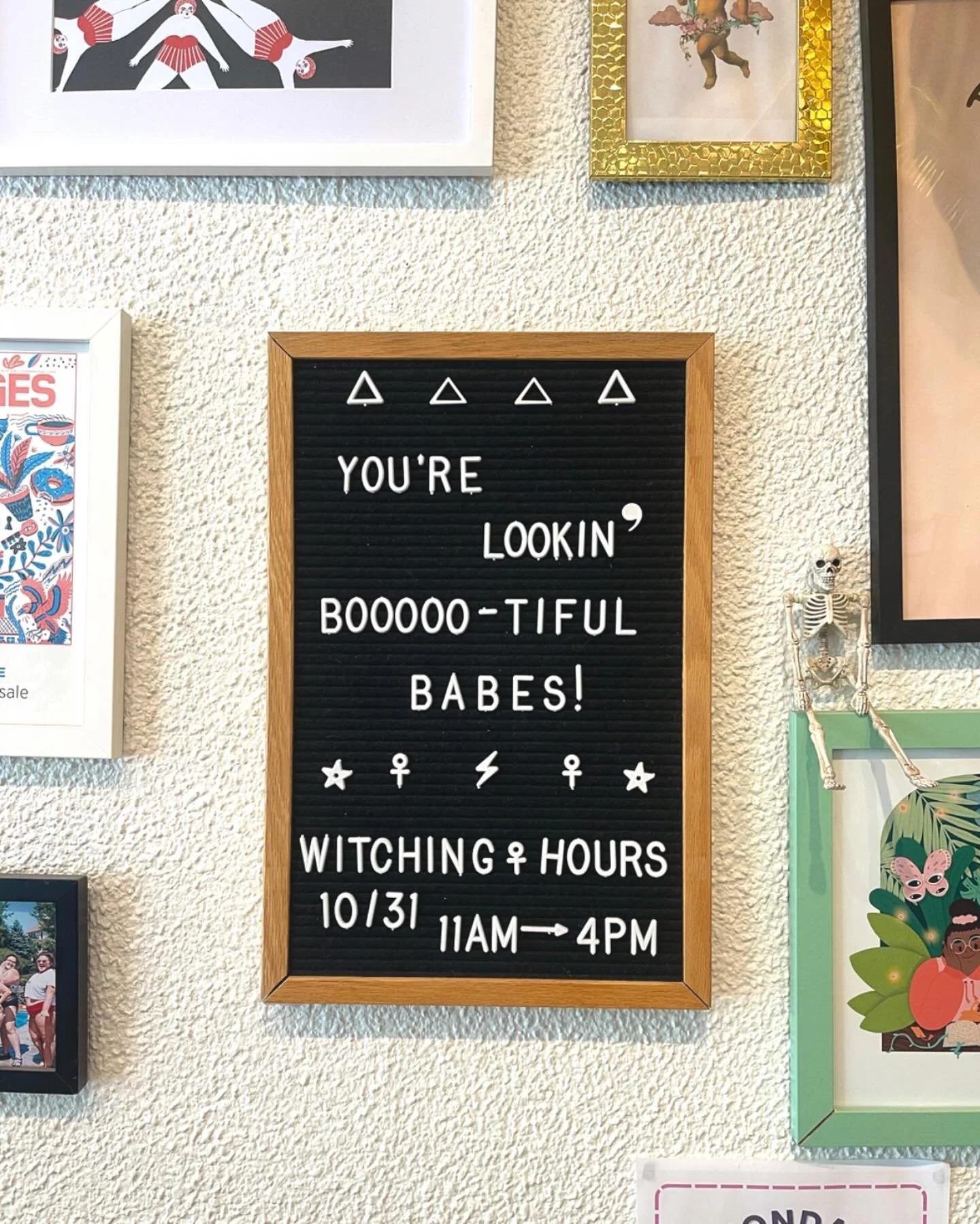 You&rsquo;re lookin&rsquo; boooo-tiful! 🎃👻
Reminder we&rsquo;re closing early on 10/31! 

Stay tuned for details about our annual costume contest coming soon!