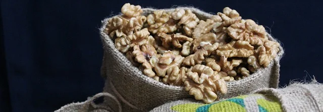 walnut-2975234_640.jpg