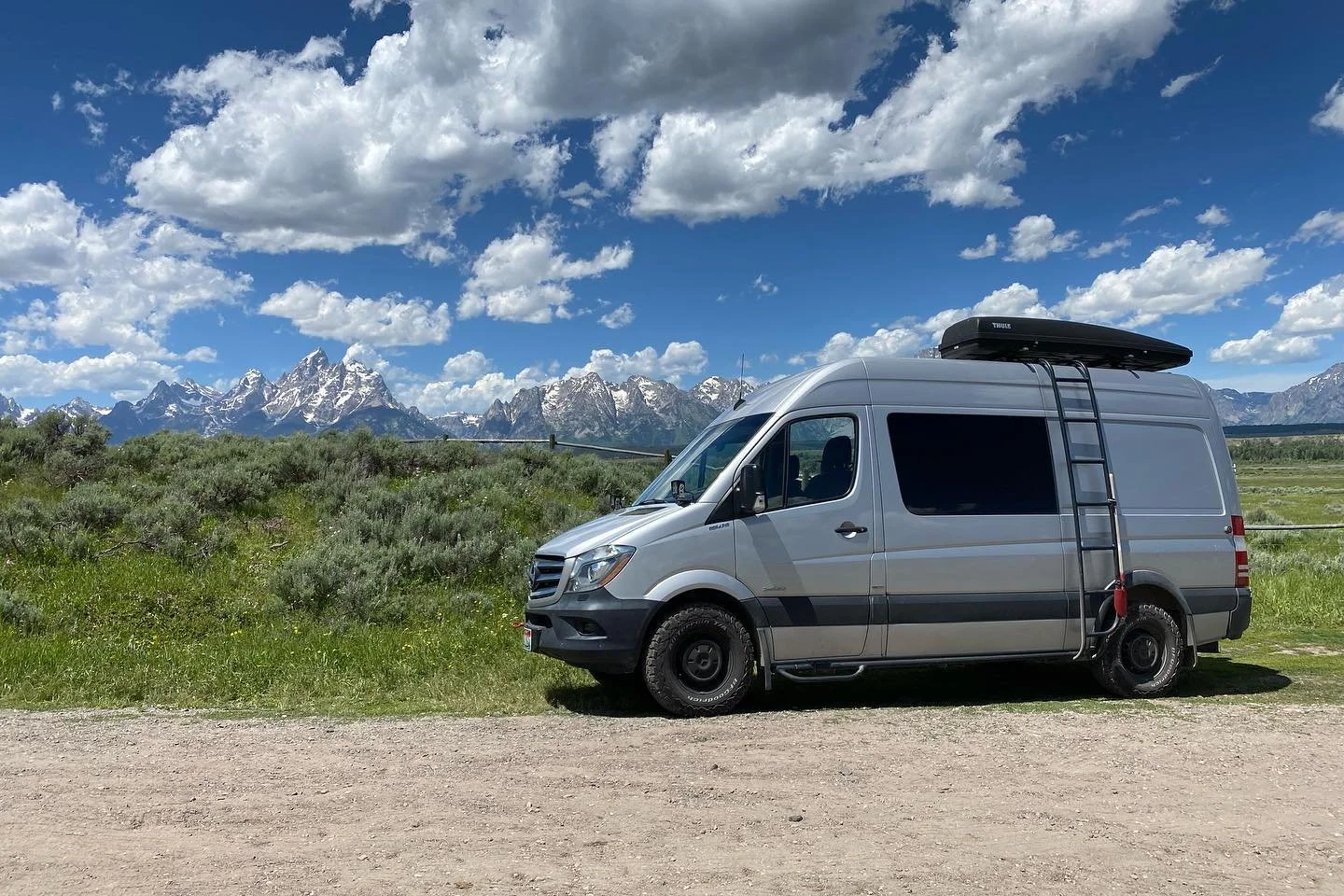 When you want a break from the big city 🌃, we&rsquo;re here for ya 🏔! Our recent guests Megan &amp; Carly took Serapis for a spin and didn&rsquo;t know what to expect and left with nothing but smiles and unforgettable memories 😎 #grandtetonnationa