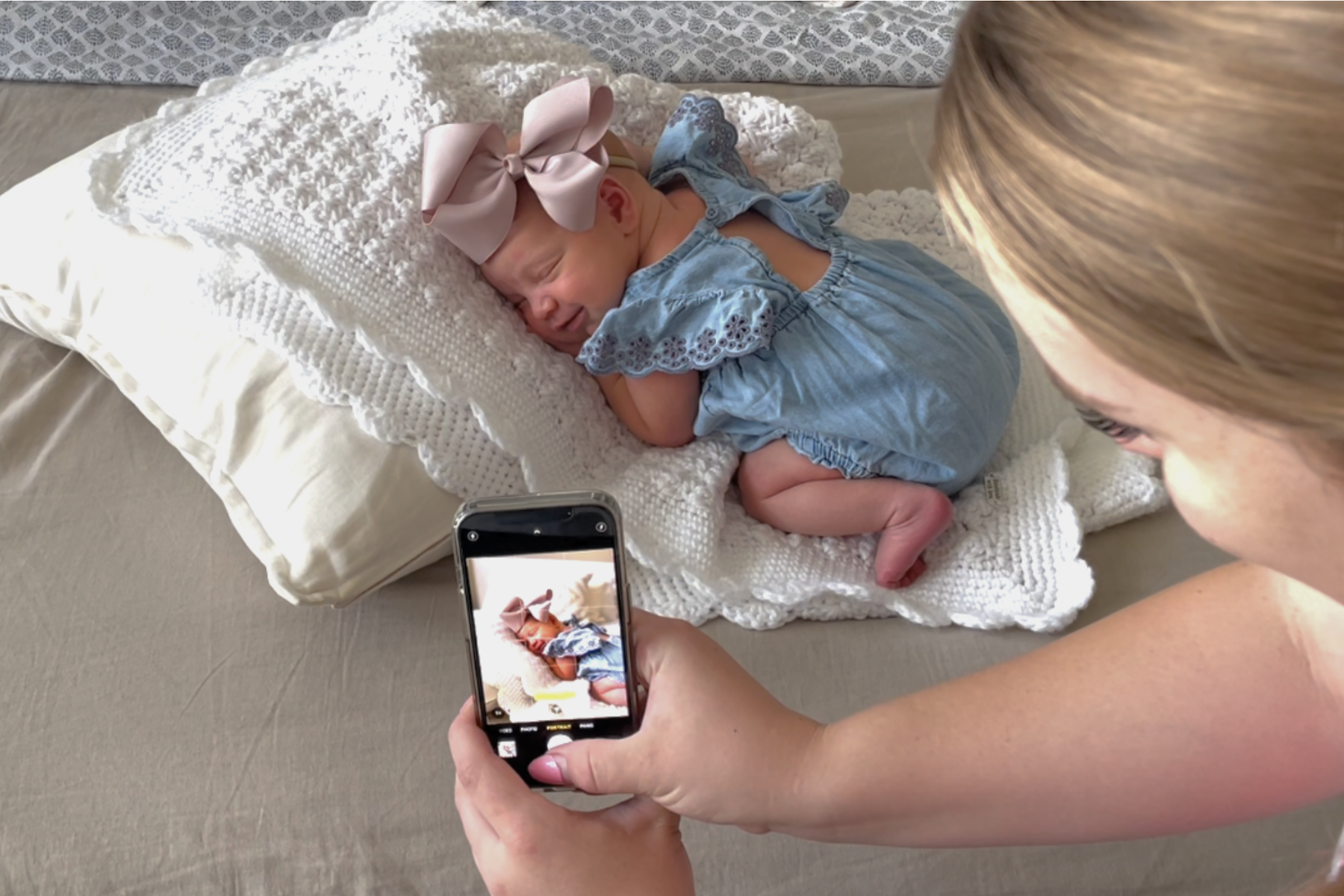 DIY Newborn Photos at Home