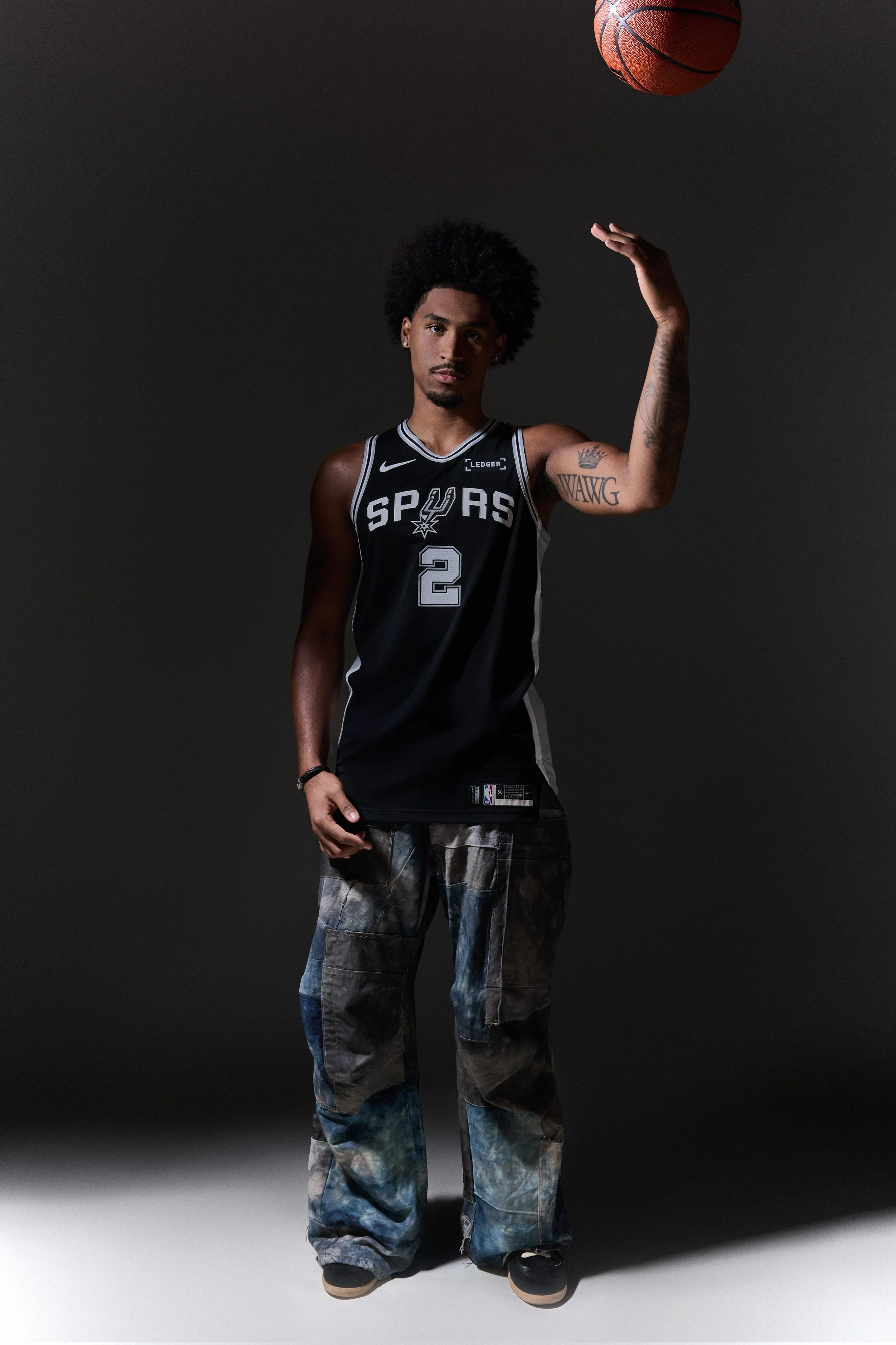 DYLAN HARPER ESQUIRE_LOOK1_11.jpg