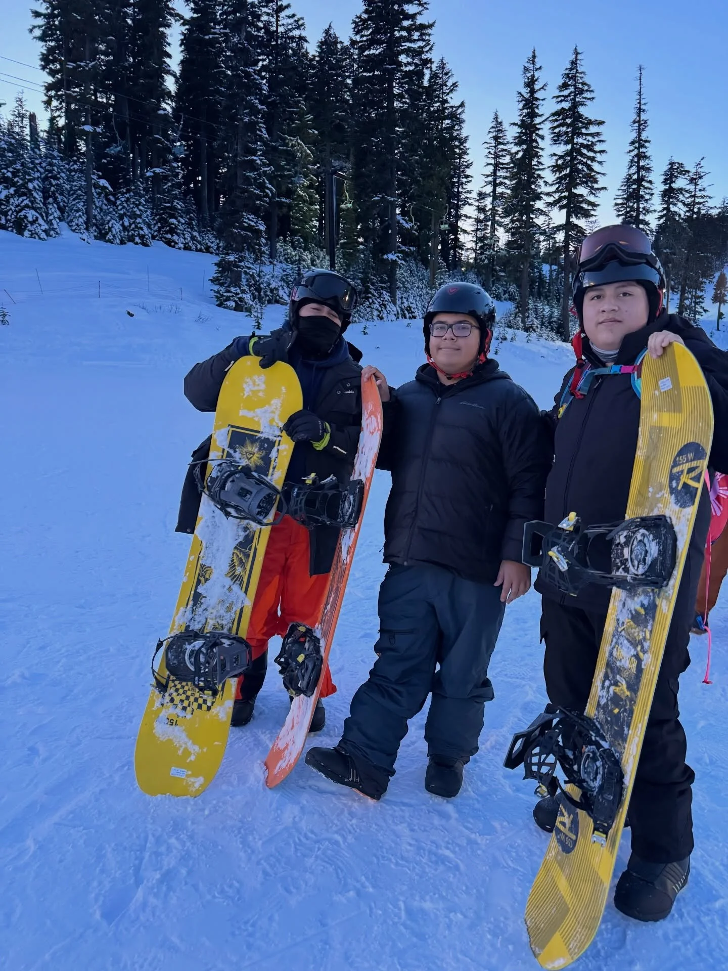 We had so much fun on our first snow and ski outing of the year! 🎿⛷️

Thanks to everyone that came out and @mthoodmeadows for your partnership 😎

#getoutside #mthoodmeadows #cultureseed #snowboarding #skiing