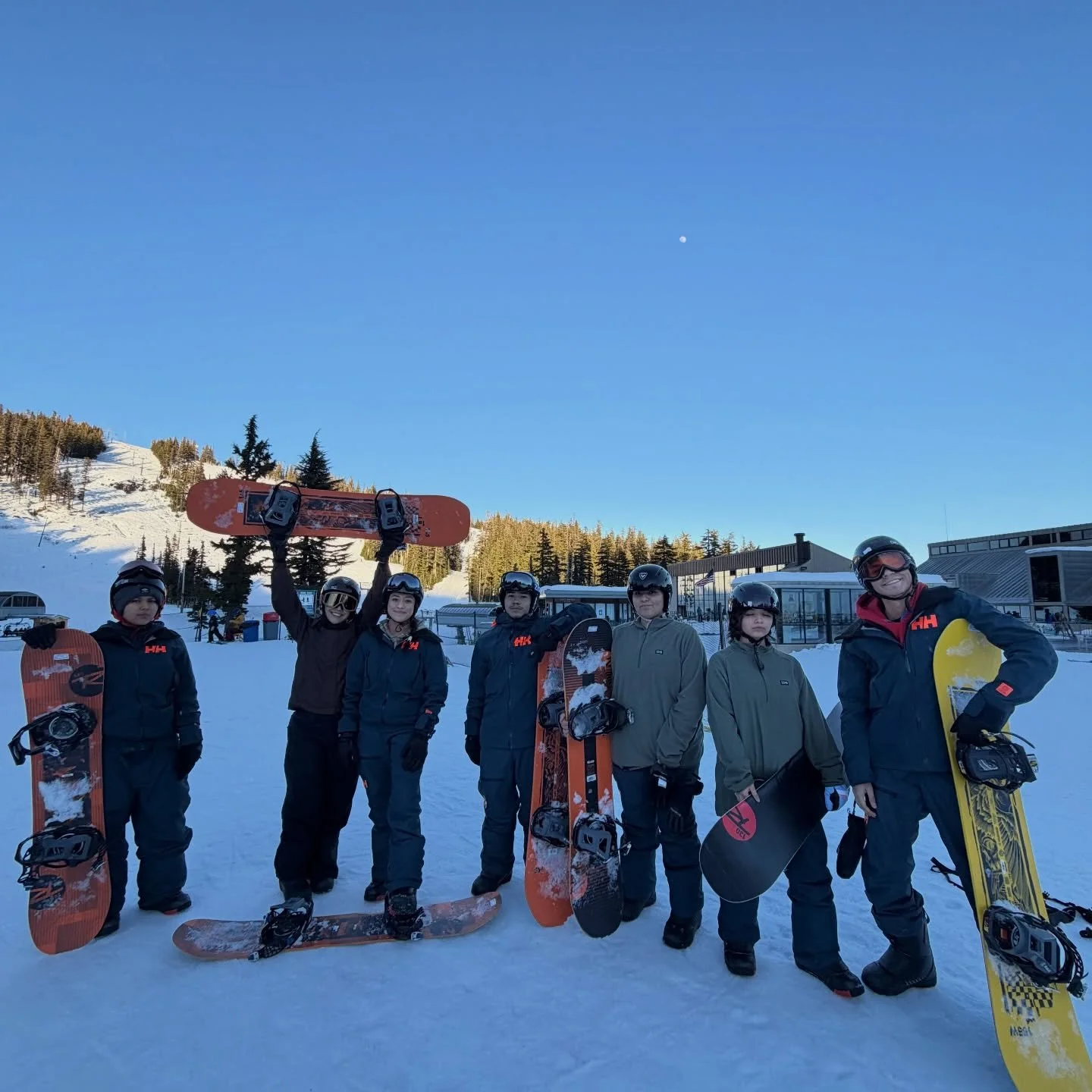 Out here looking Tuff 😎

We&rsquo;ve had an incredible season in the mountain🏔️ From snow tubing to skiing and snowboarding, our groups made the most of every moment. 

So many smiles, new skills, and unforgettable memories. Here&rsquo;s to more ad