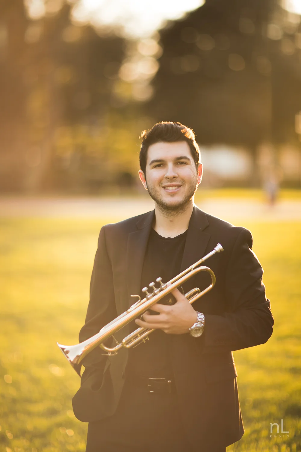 los-angeles-musician-portraits-trumpet-player-at-beautiful-sunset-light