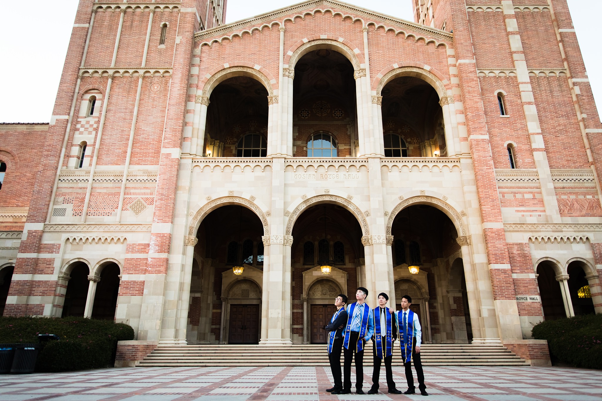 los-angeles-ucla-senior-graduation-portraits-friends-at-royce-hall-epic-environmental-photo