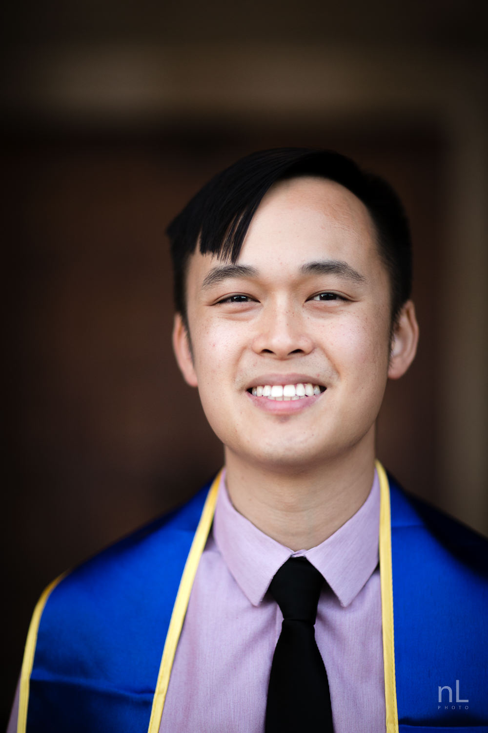 los-angeles-ucla-senior-graduation-portraits-royce-hall-doors-headshot-with-sash