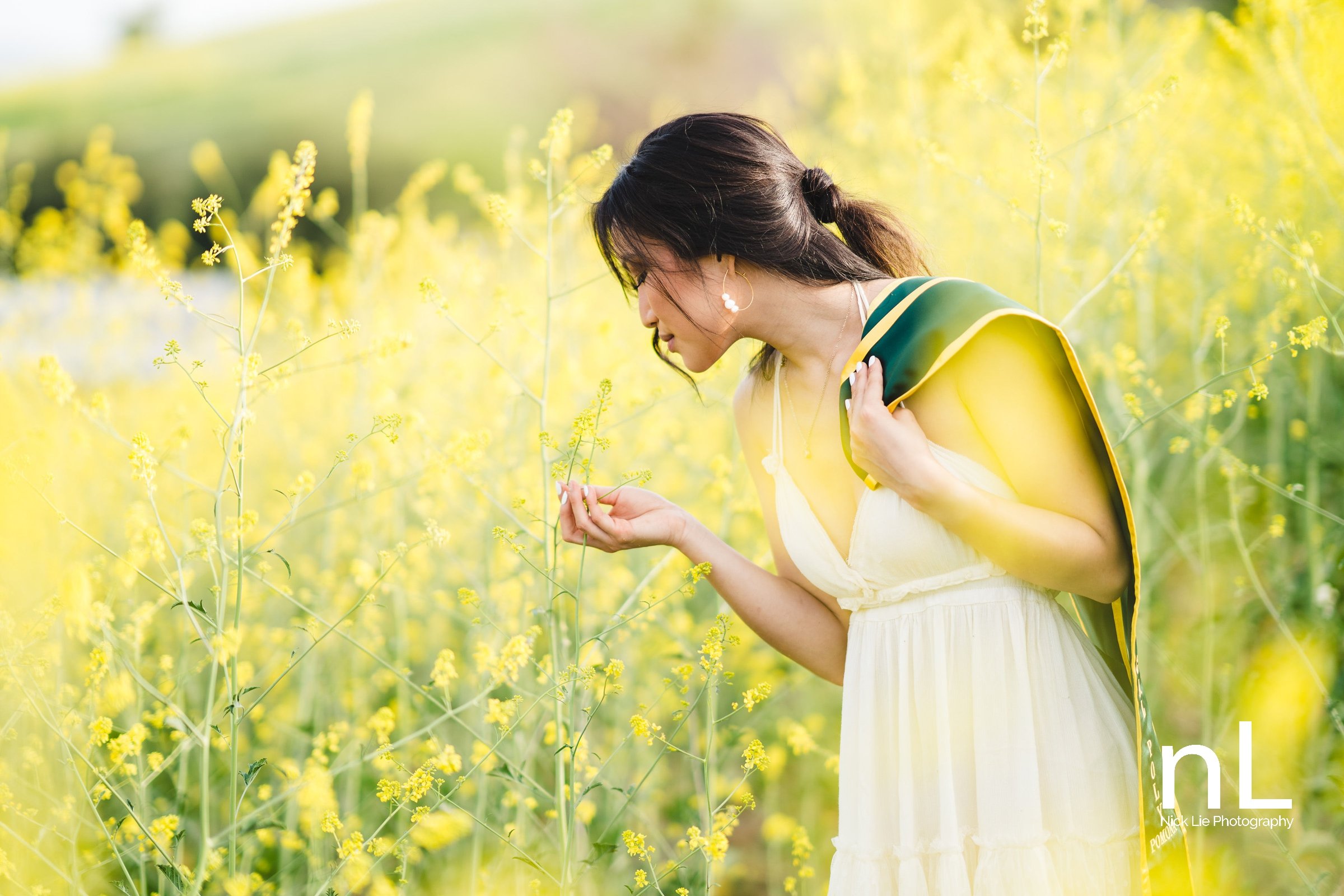 SoCal Superbloom: Grad Photos with Wildflowers — Nick Lie Photography