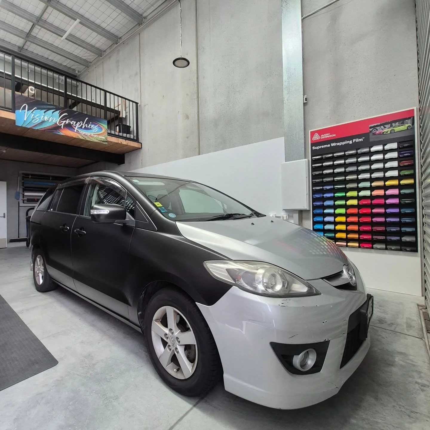 Partial wrap with Textured Avery ONYX rugged wrap film 
#avery #averysupreme #vinyl #vinylwrap #carwrap #rugged #glossblack #textured #ppf #signage #signshop #decal #graphics #aucklandnz