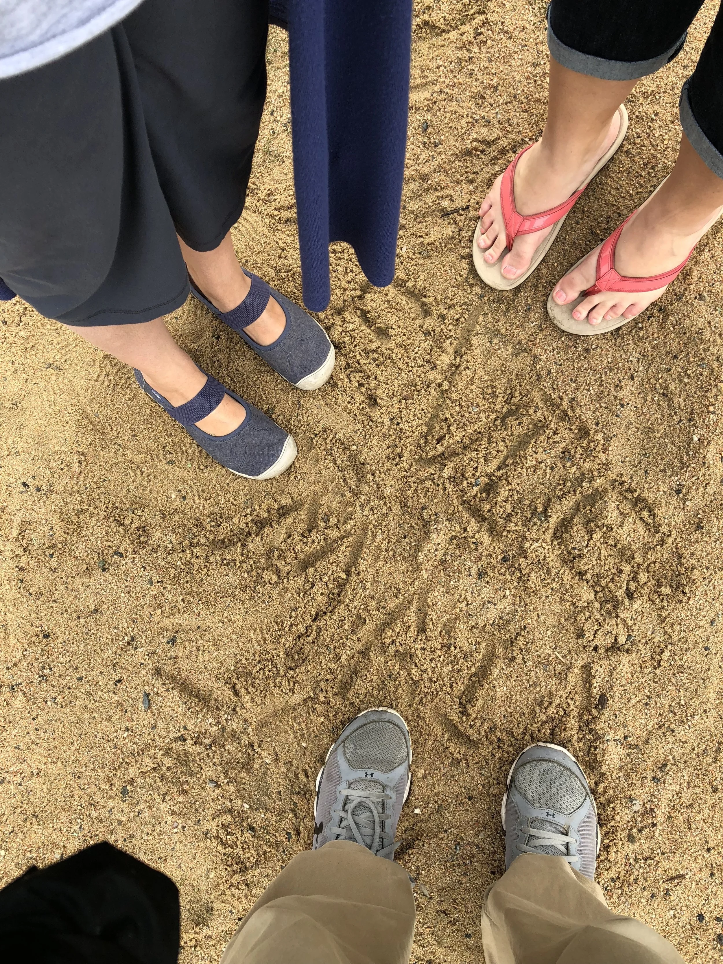 Maia and Evie got tired after awhile so when we went for this sandy clue we wrote their names in the sand trap on the golf course =)