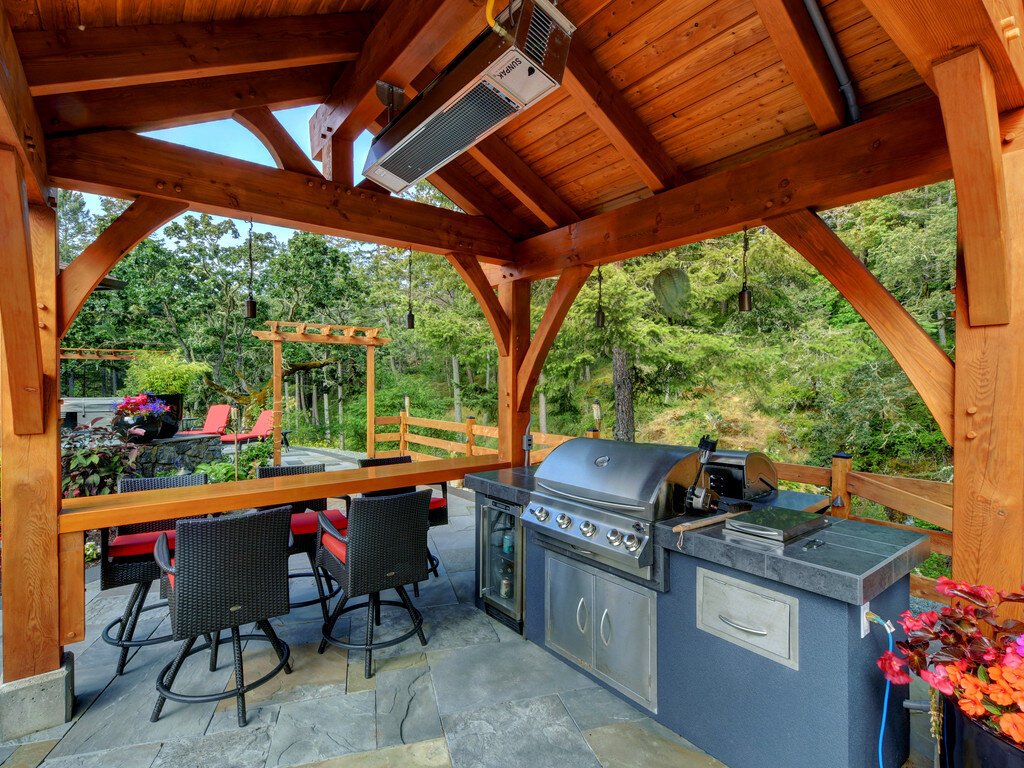 2-island-timber-frame-outdoor-kitchen-patio-pergola.jpg