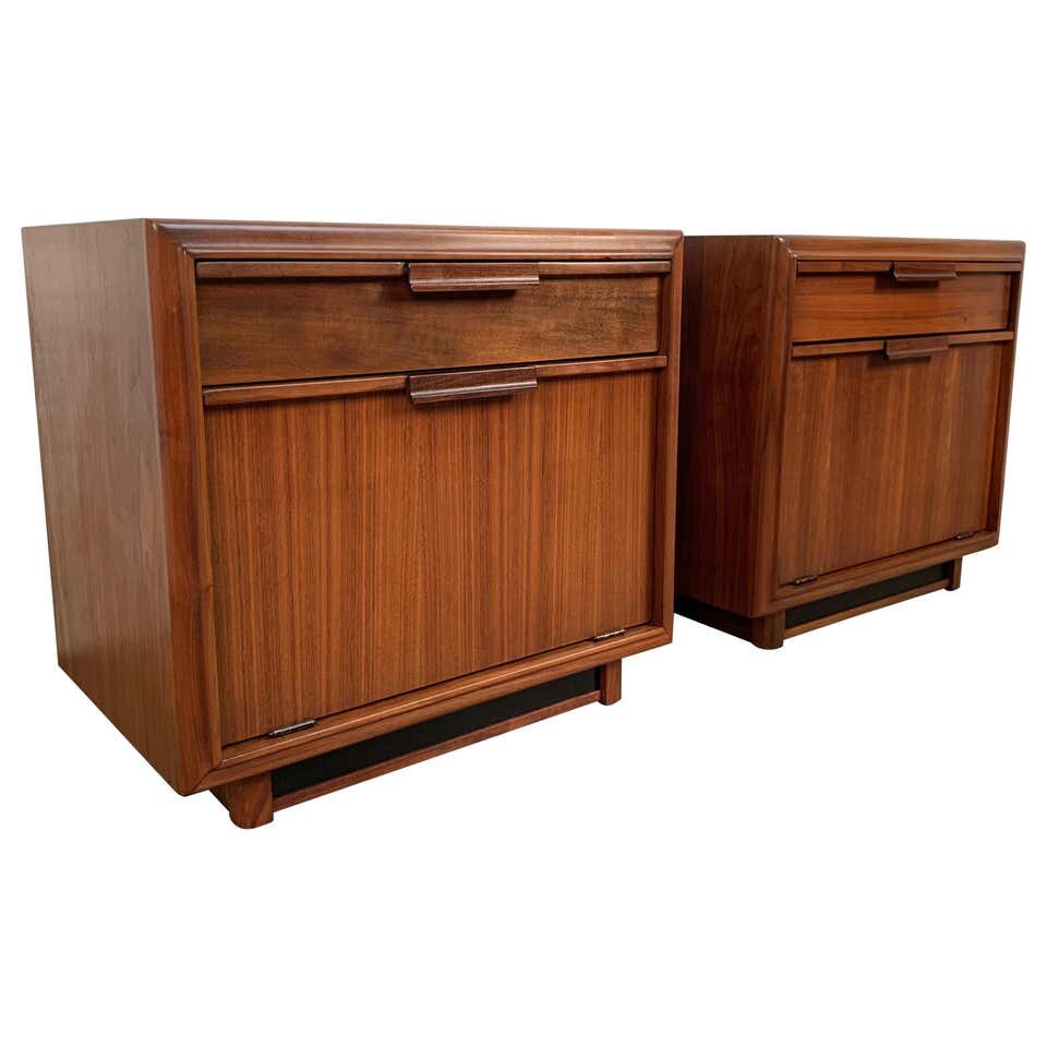 John Keal for Brown Saltman Walnut Nightstands