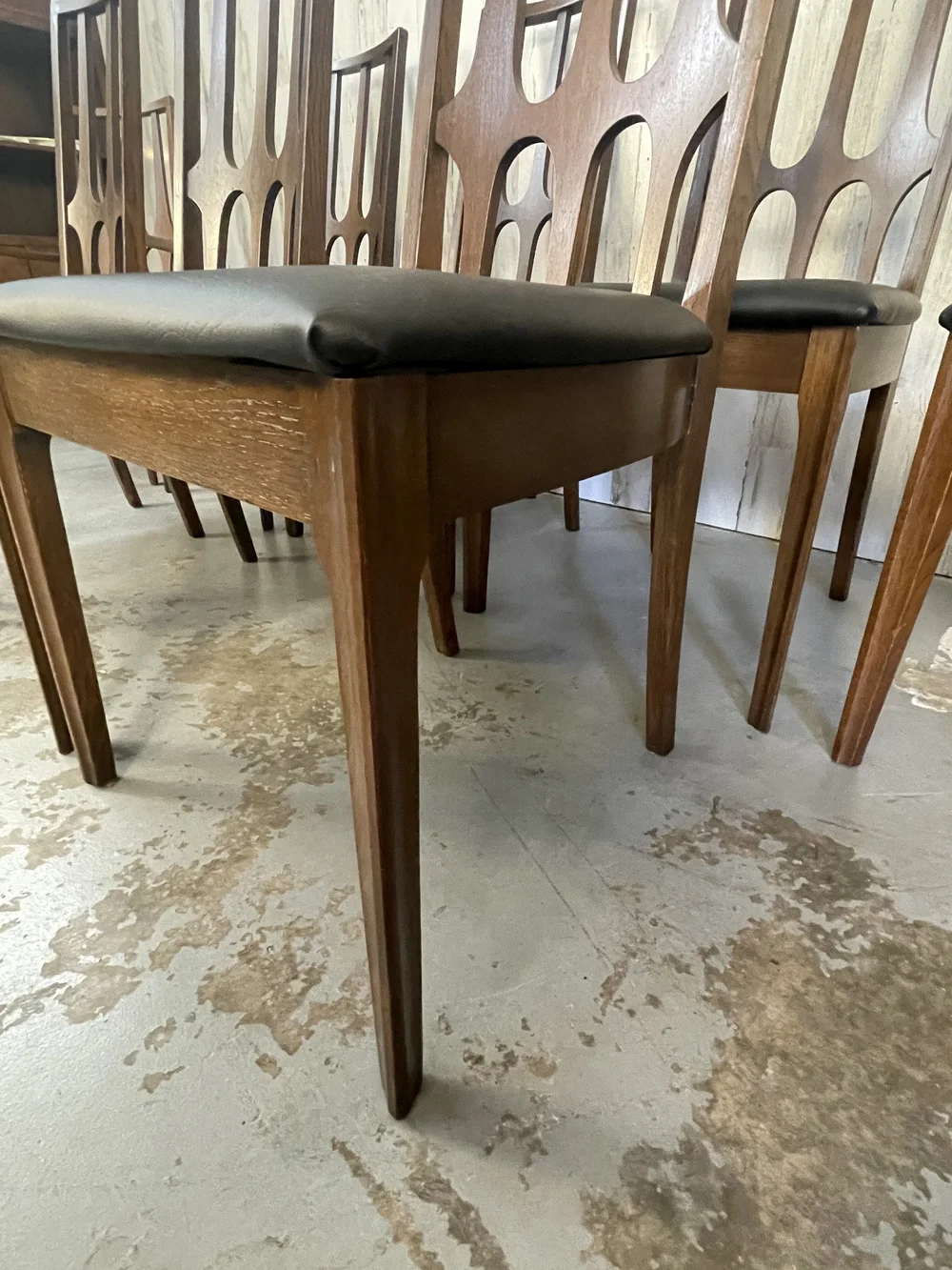 Broyhill Brasilia dining chairs- Set of 8 — Kubisak Modern