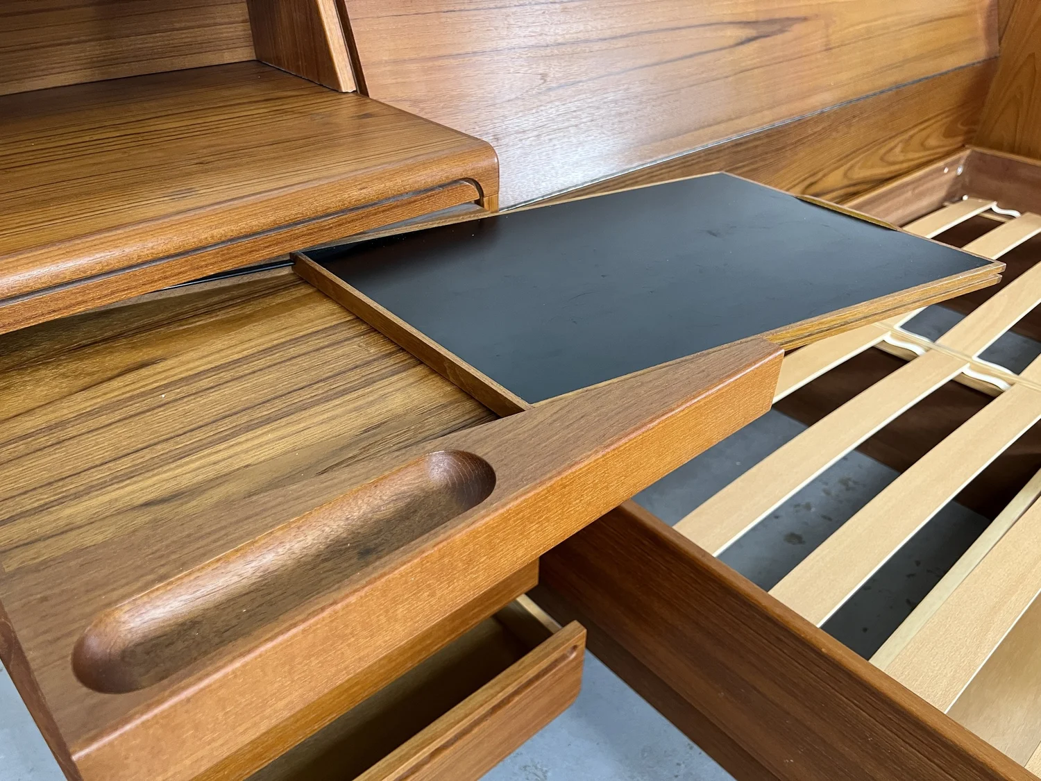 Torring Mobelfabrik Platform Bed- Queen Size — Kubisak Modern Design