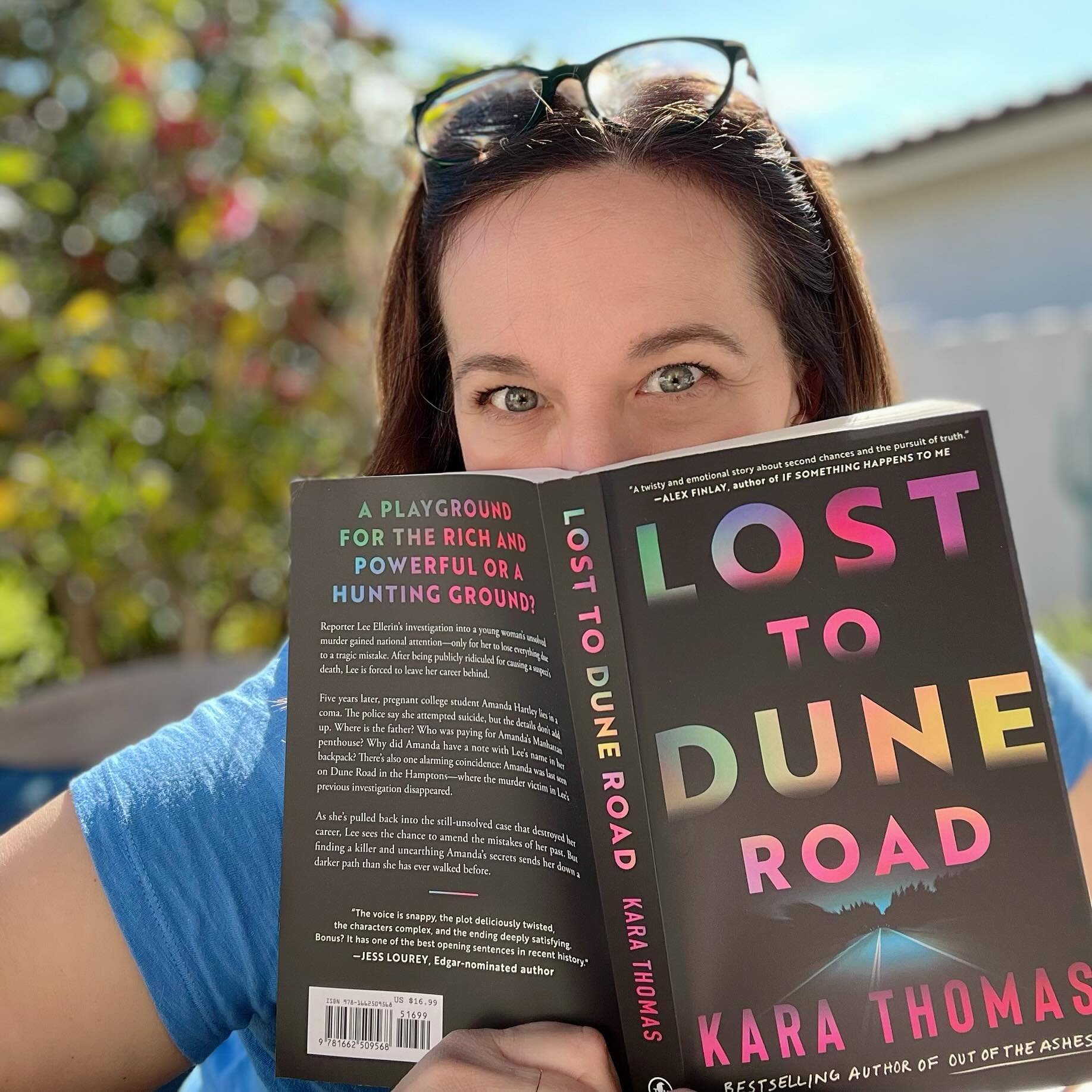 Am I &ldquo;supposed to be&rdquo; doing homework? Yes. Am I &ldquo;supposed to be&rdquo; finishing up a revision? Also yes. Instead, I started reading @karathomaswrites new book and was #LOSTTODUNEROAD! Y&rsquo;all, she hit this one out of the park. 
