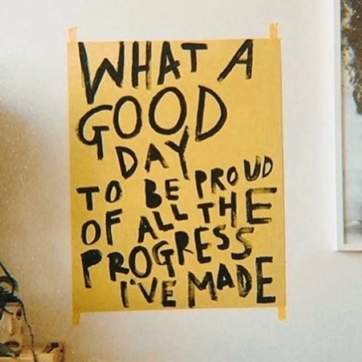 10k into the new WIP, and I&rsquo;ve fallen in love again. The audio track is my only clue. 

#amwriting #writersgonnawrite #authors