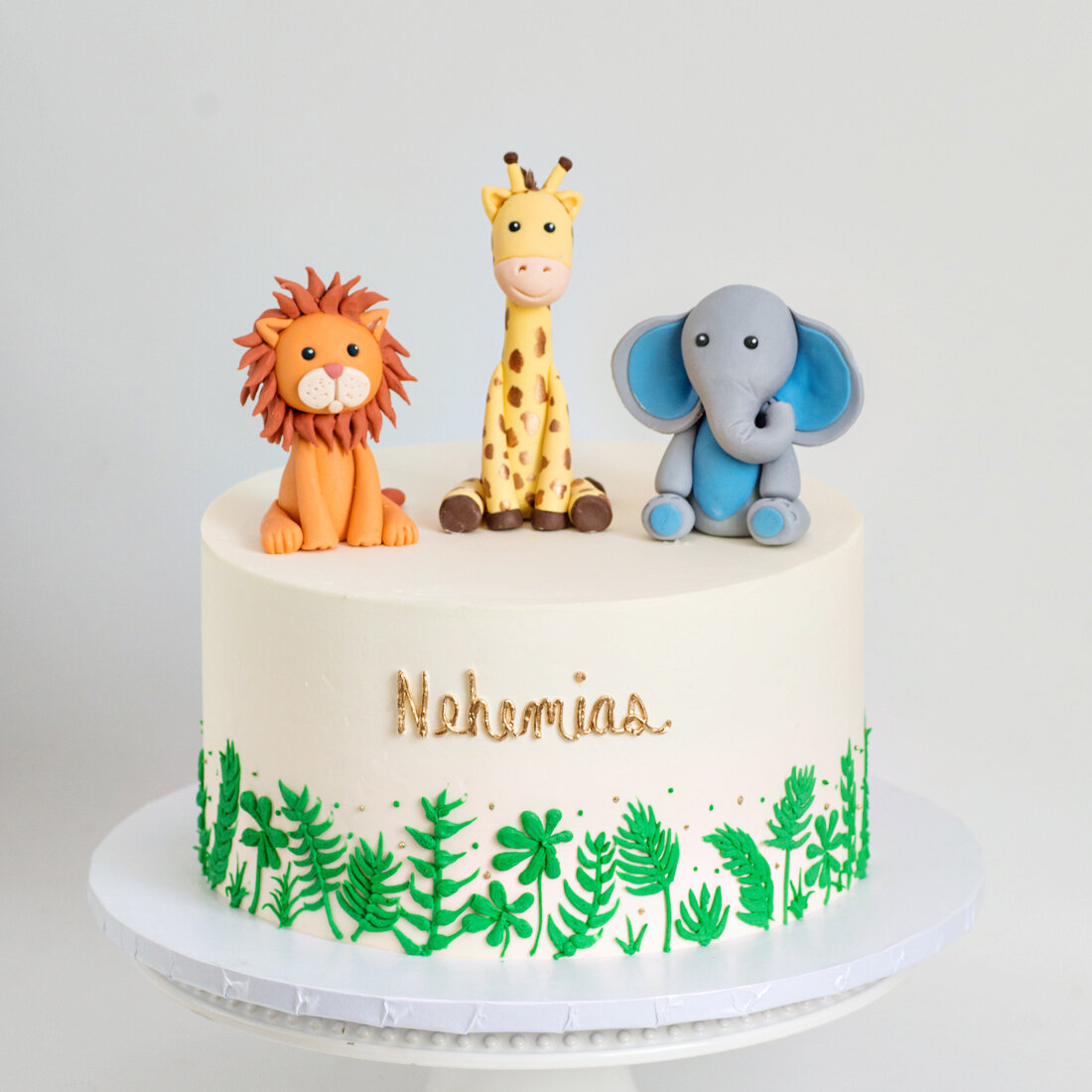 jungle baby shower cake