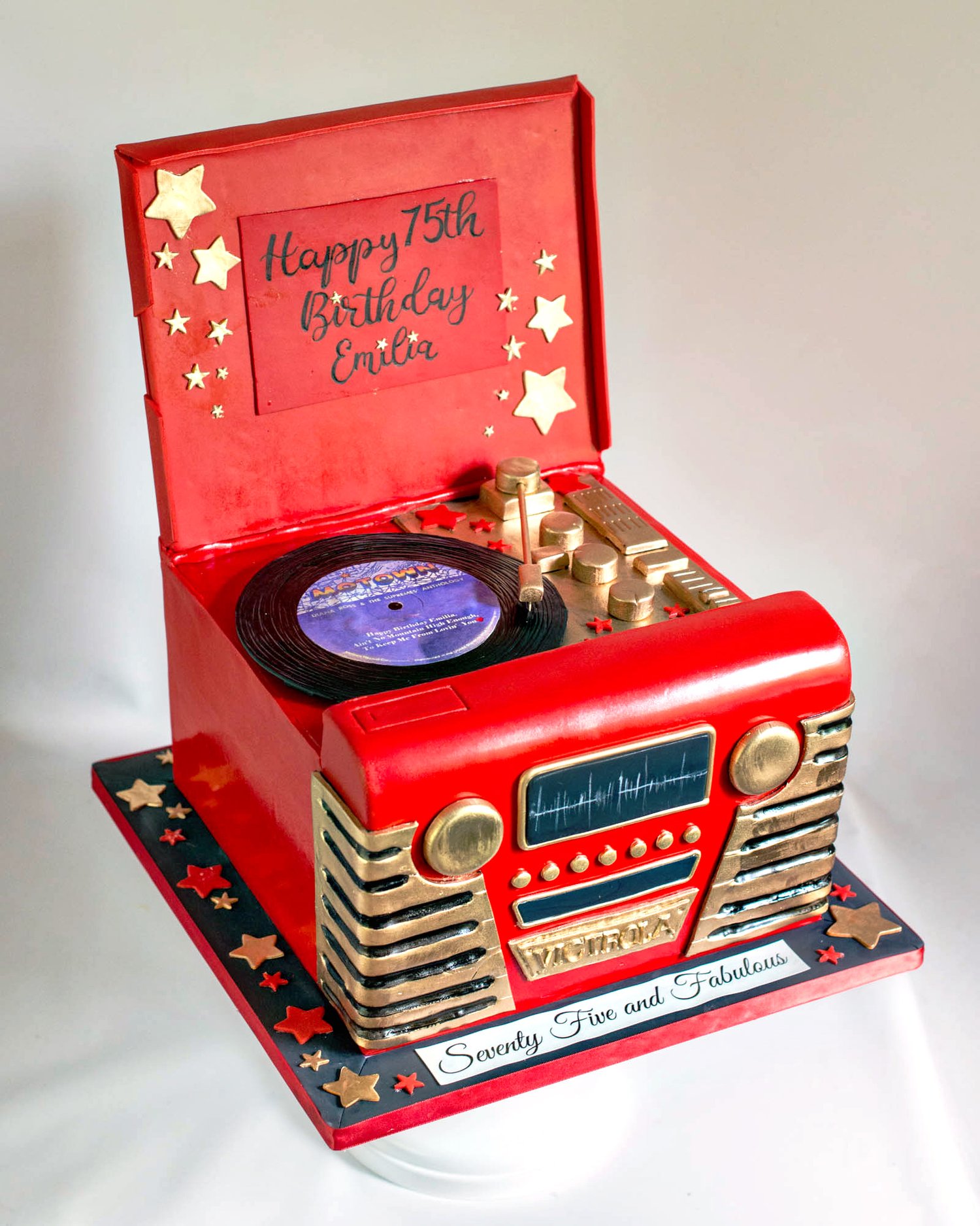Vintage Record Player Cake
