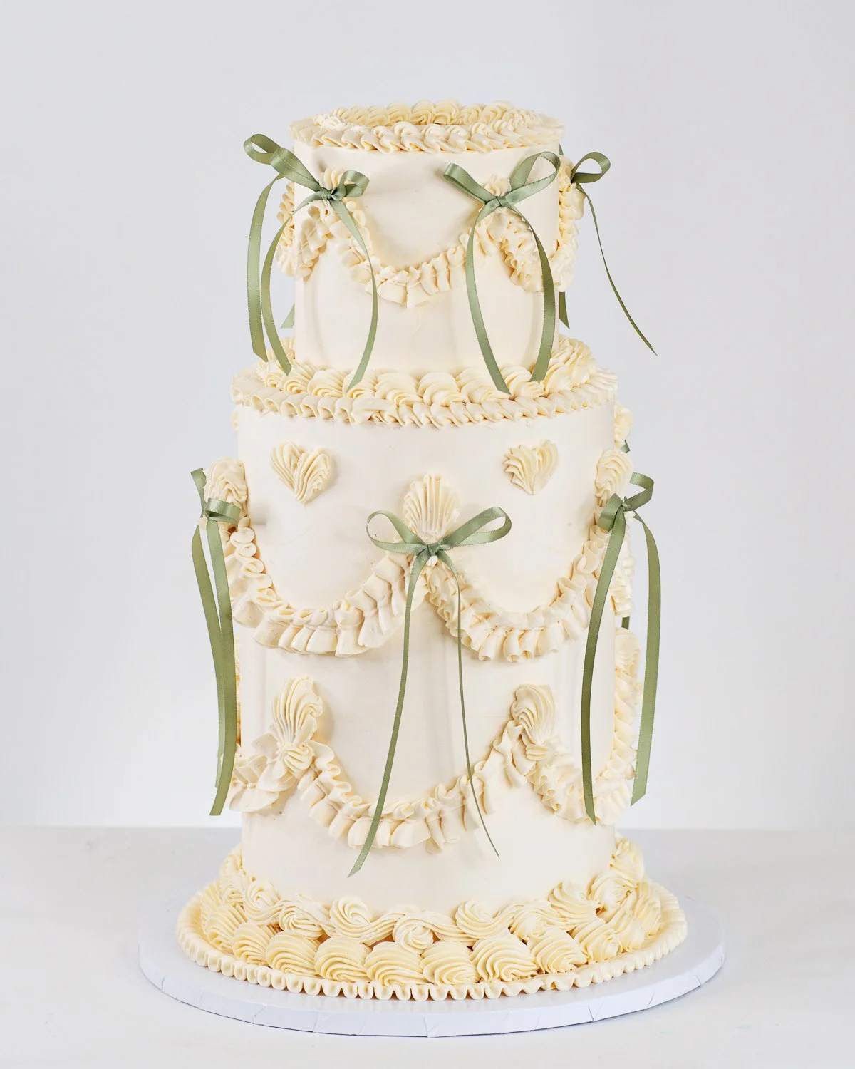 coquette style vintage buttercream cake_Blue Lace Cakes-100.jpg