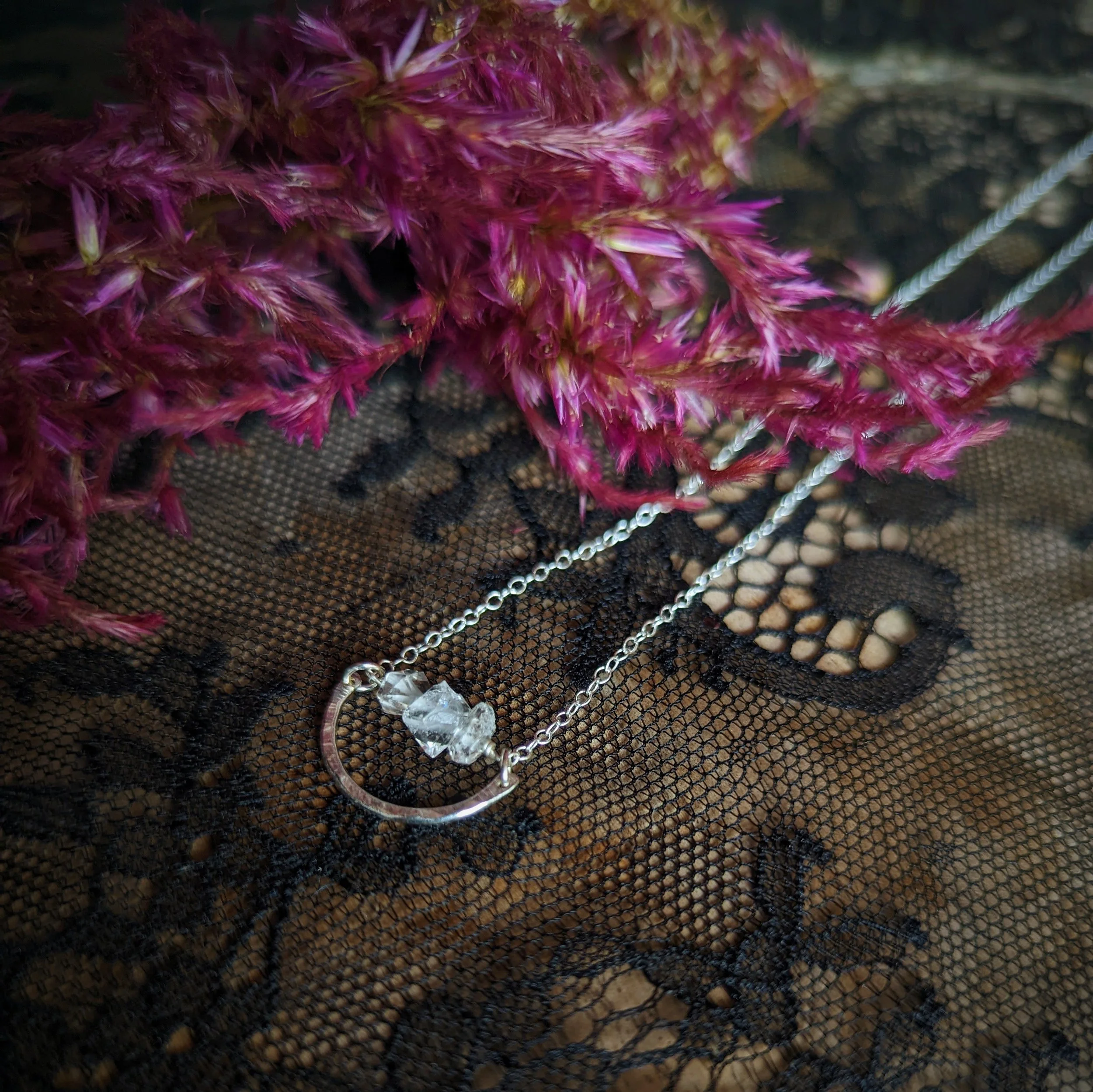 Herkimer Diamonds- Are They Really Diamonds?