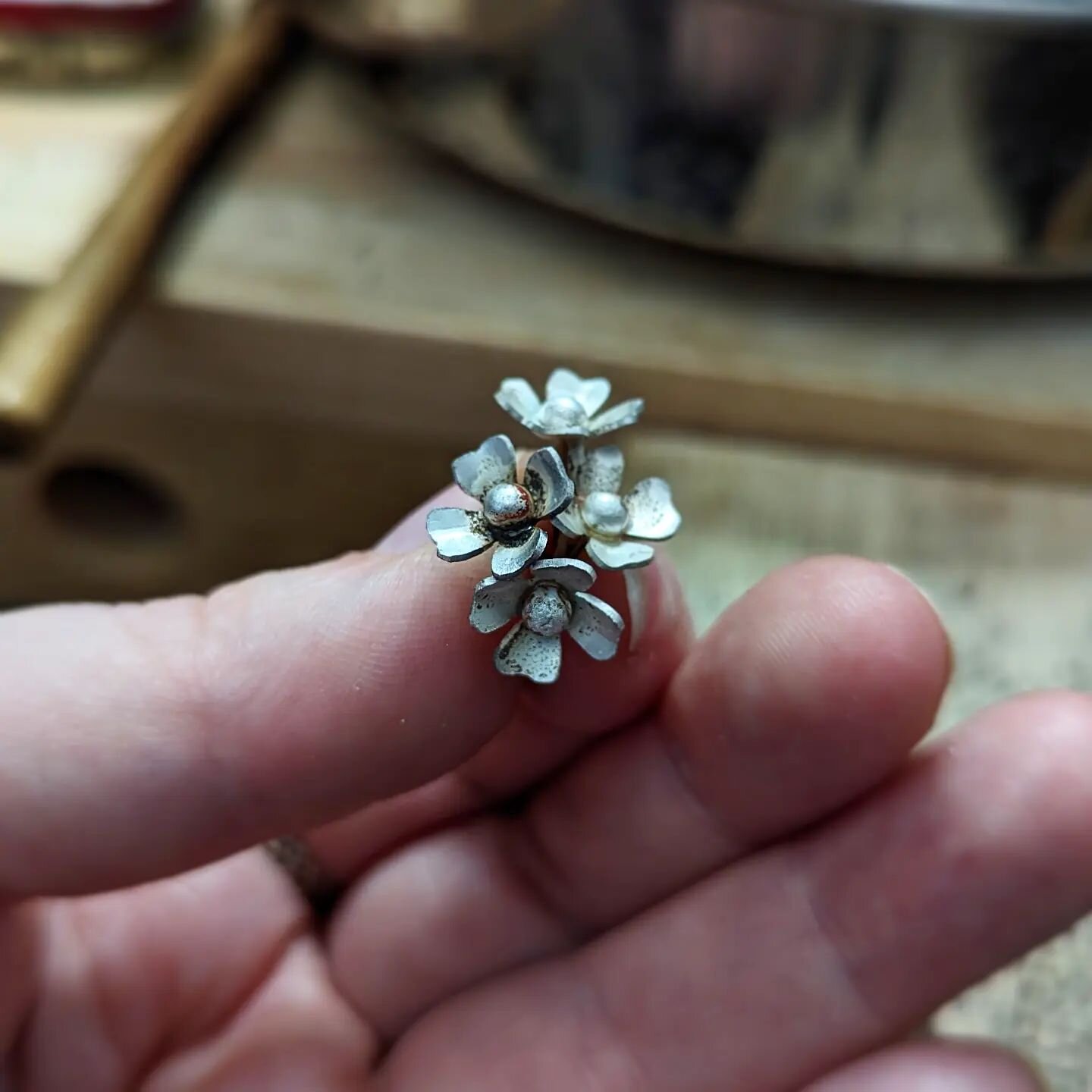 Florals? For spring? Groundbreaking.
I'm reintroducing handmade silver flowers into my jewelry and having so much fun in the process! Each flower is hand cut and formed, giving them character
#flowerjewellery #flowerjewelry #flowerstuds #flowerearrin