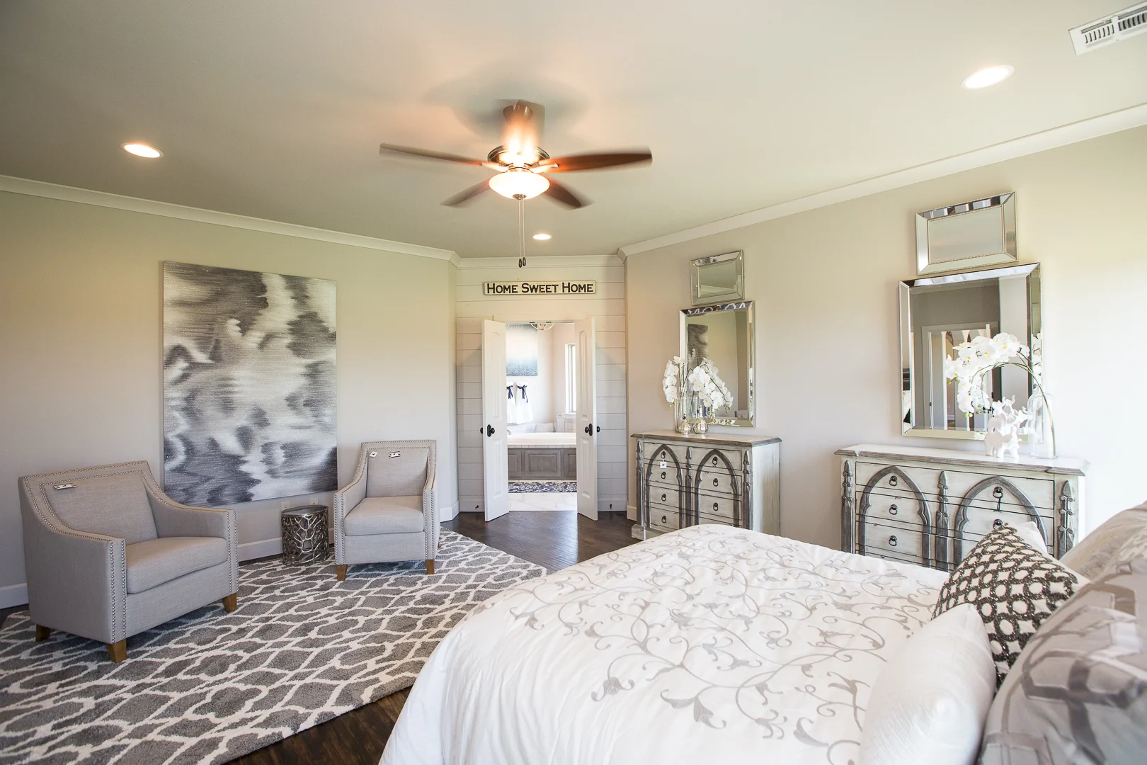 025_Master Bedroom.jpg