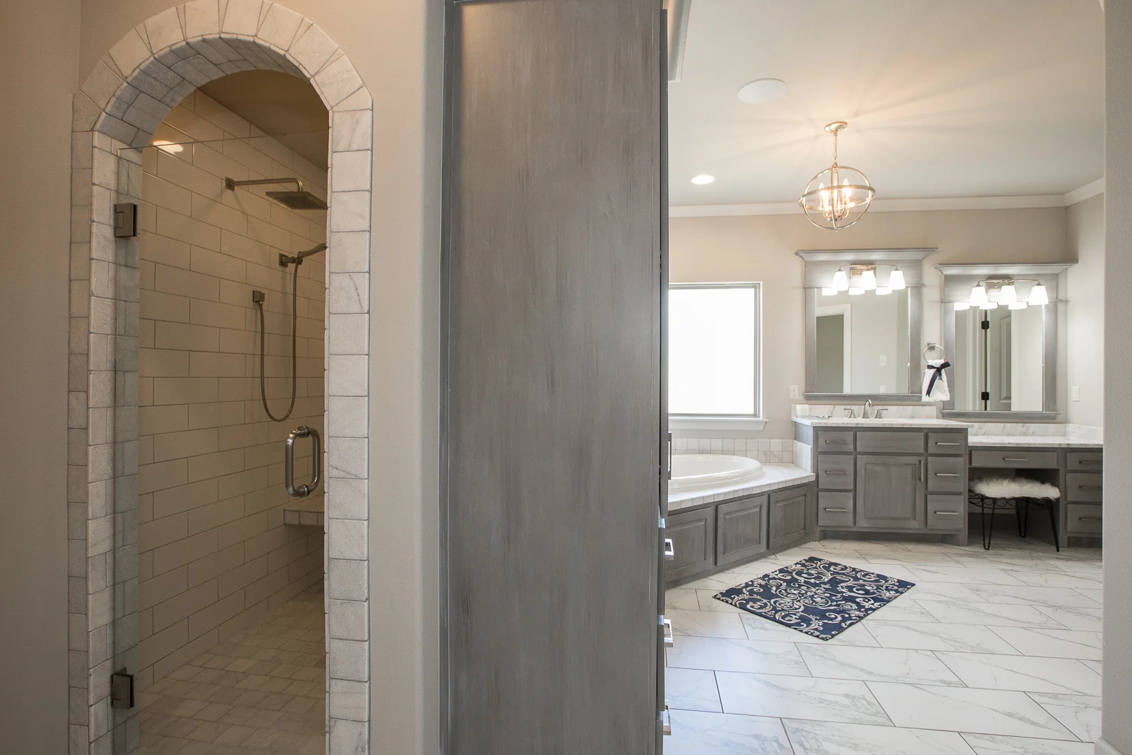 028_Master Bath.jpg