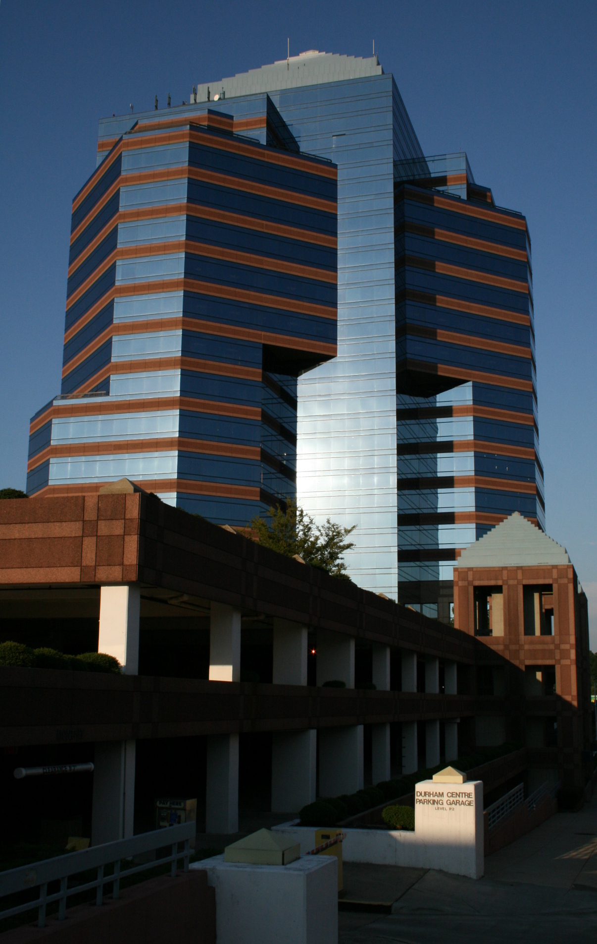 2008-07-14_Durham_Centre.jpg
