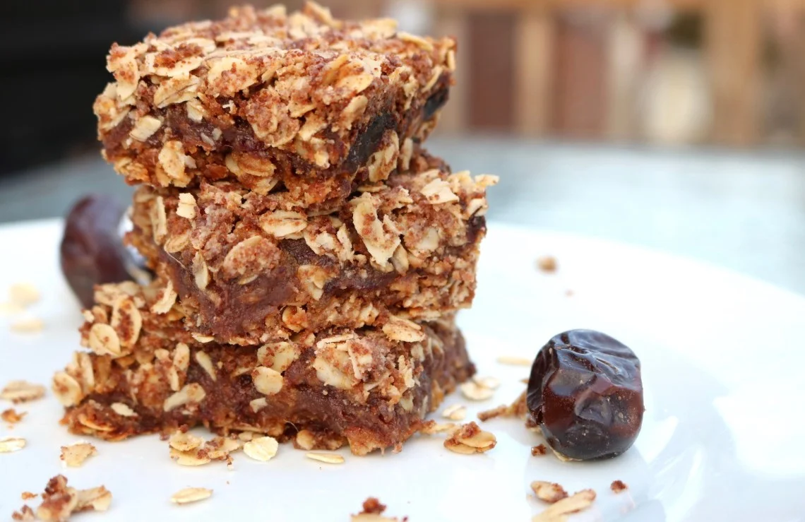 The-Best-Damn-Date-Squares.jpg