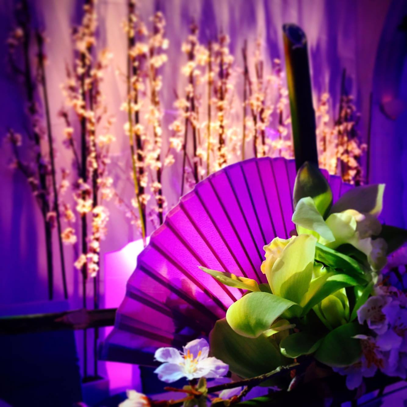 Head table with flowers