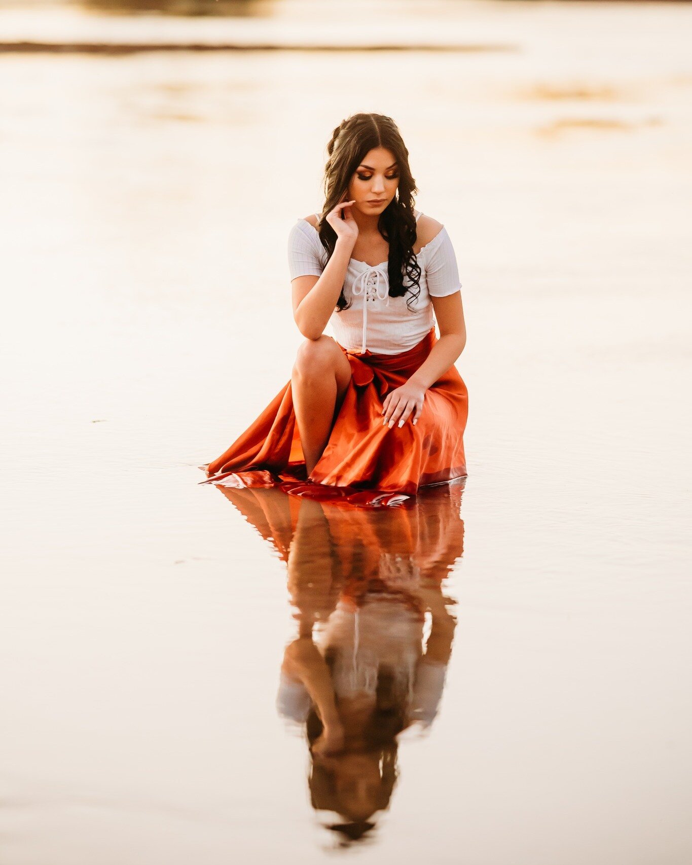 Always see how beautiful you are in your reflection. &lt;3

#wichitaseniorphotographer #wichitasenior #classof2023 #seniorphotography #wichitaphotographer #wichitakansas #kansasphotographer #kansasseniorphotographer