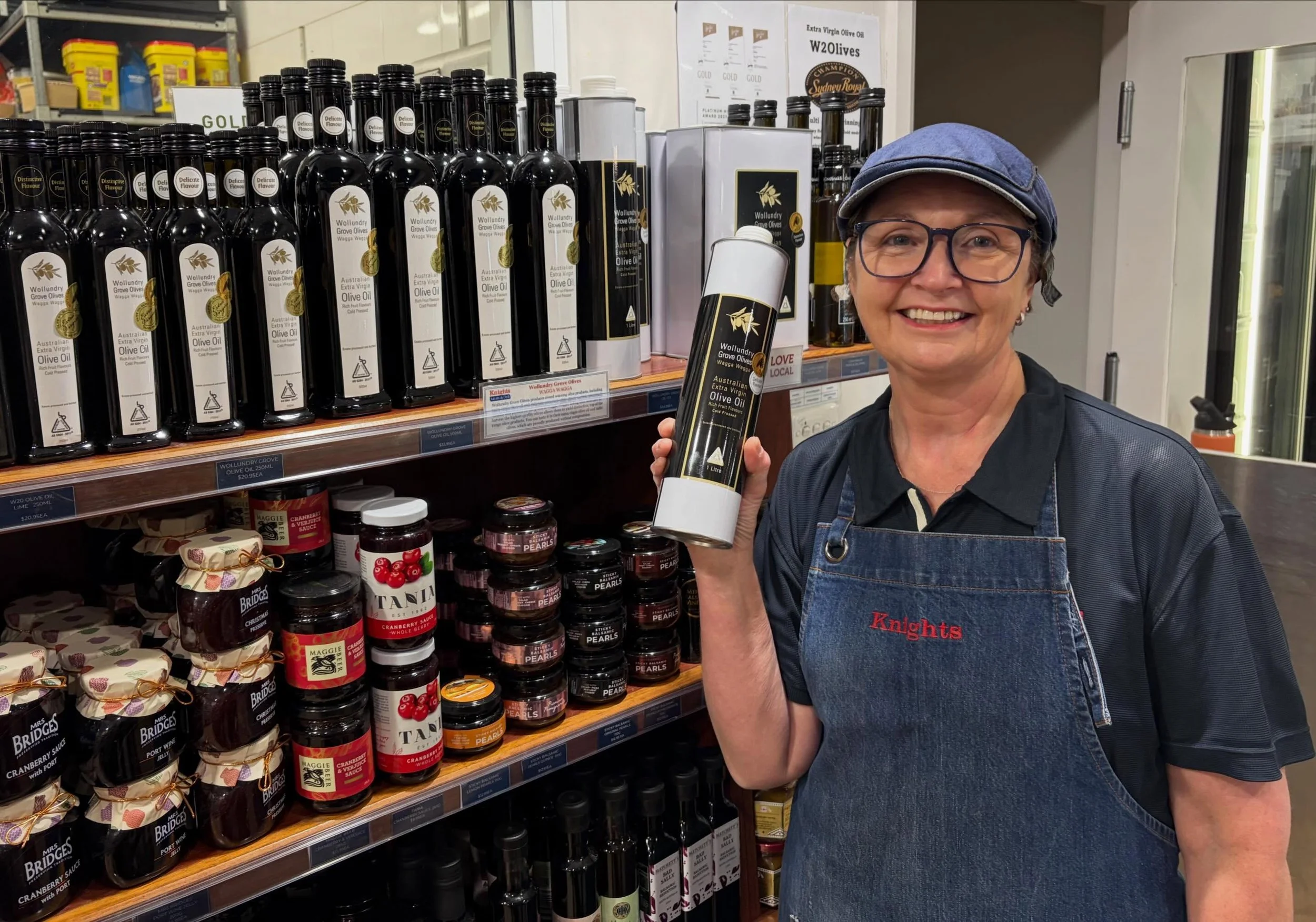 A smile that warms your heart, Kerry Cox @knightsriverina 
You can only find delicious  quality food at @knightsriverina that support local producers ❤️