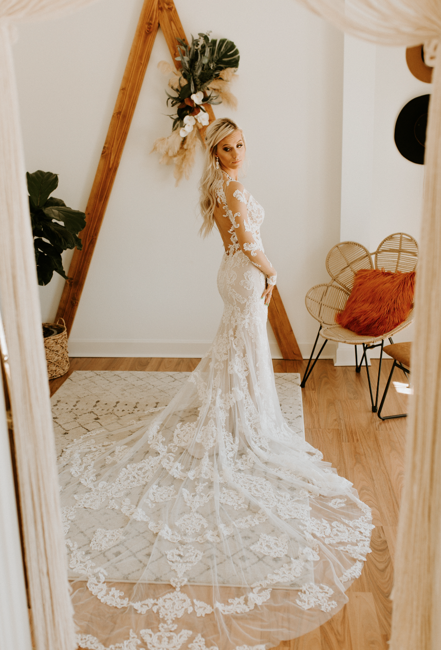 custom wedding dresses