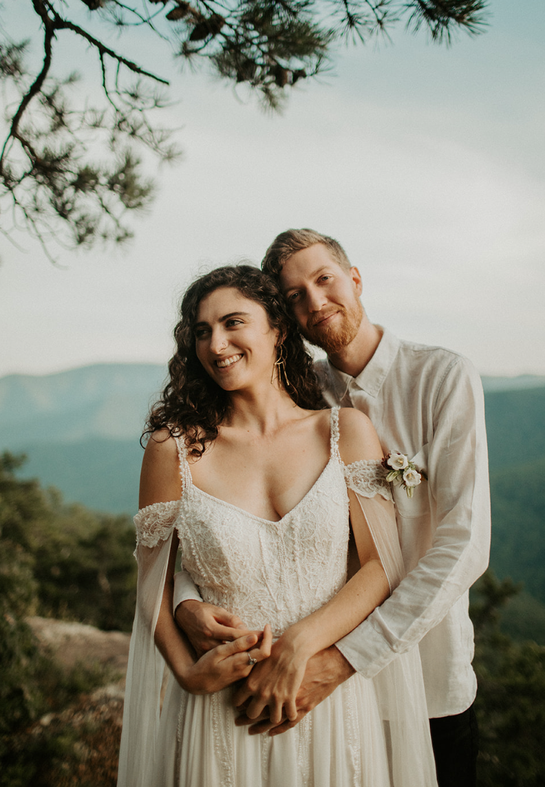 Mila wedding dress with silk chiffon sleeves or the romantic bride Daci Gowns Mila wedding dress with silk chiffon sleeves or the romantic bride Daci Gowns