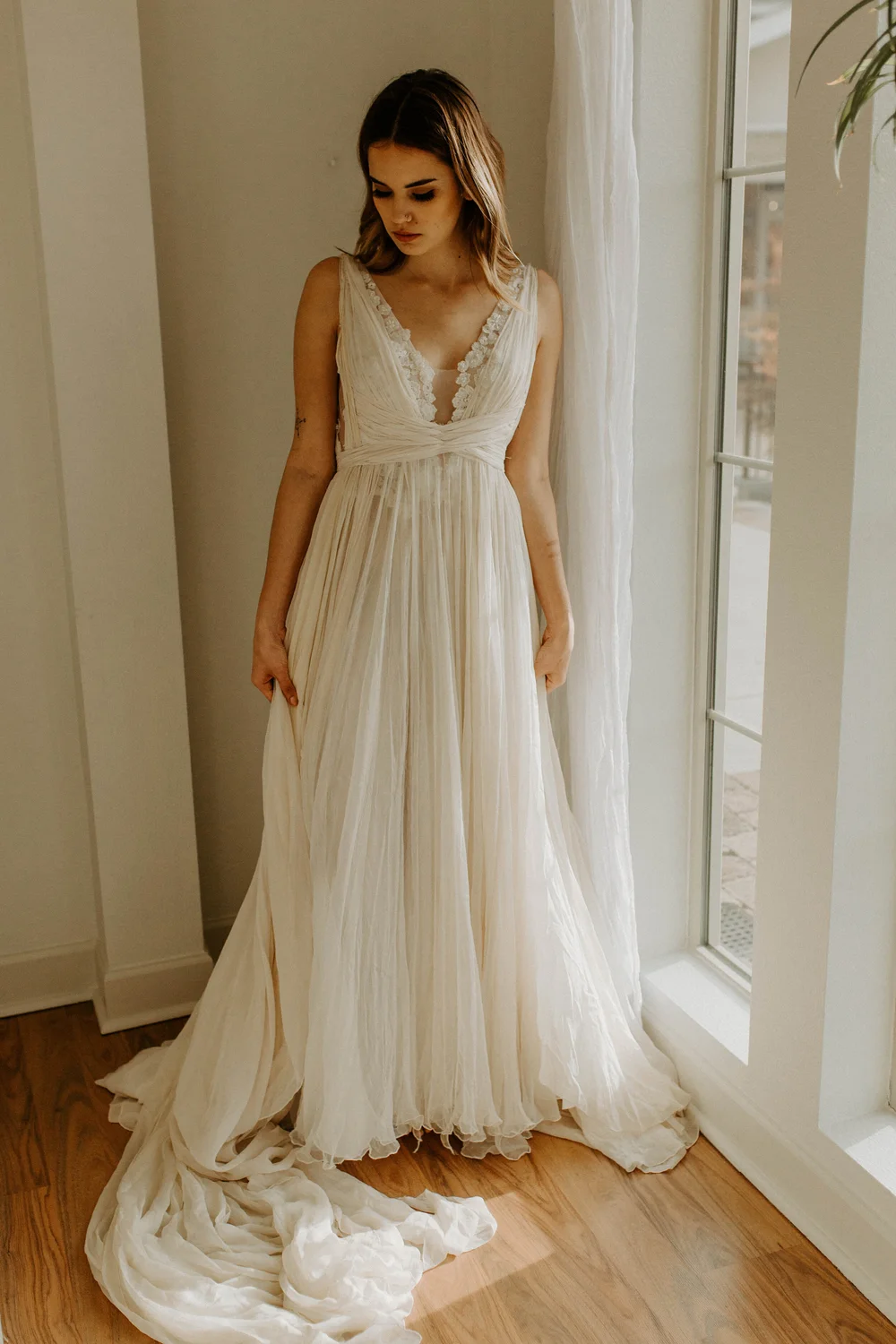 knee length dresses for ladies Boho Flowy See Through 3D Lace Appliques Summer Wedding Dress main image 0