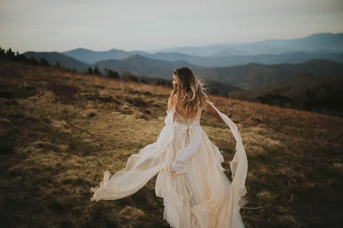 green emerald velvet dress Boho A-Line Long Sleeves Lace Outdoor Wedding Dress TN319 US18 / Ivory