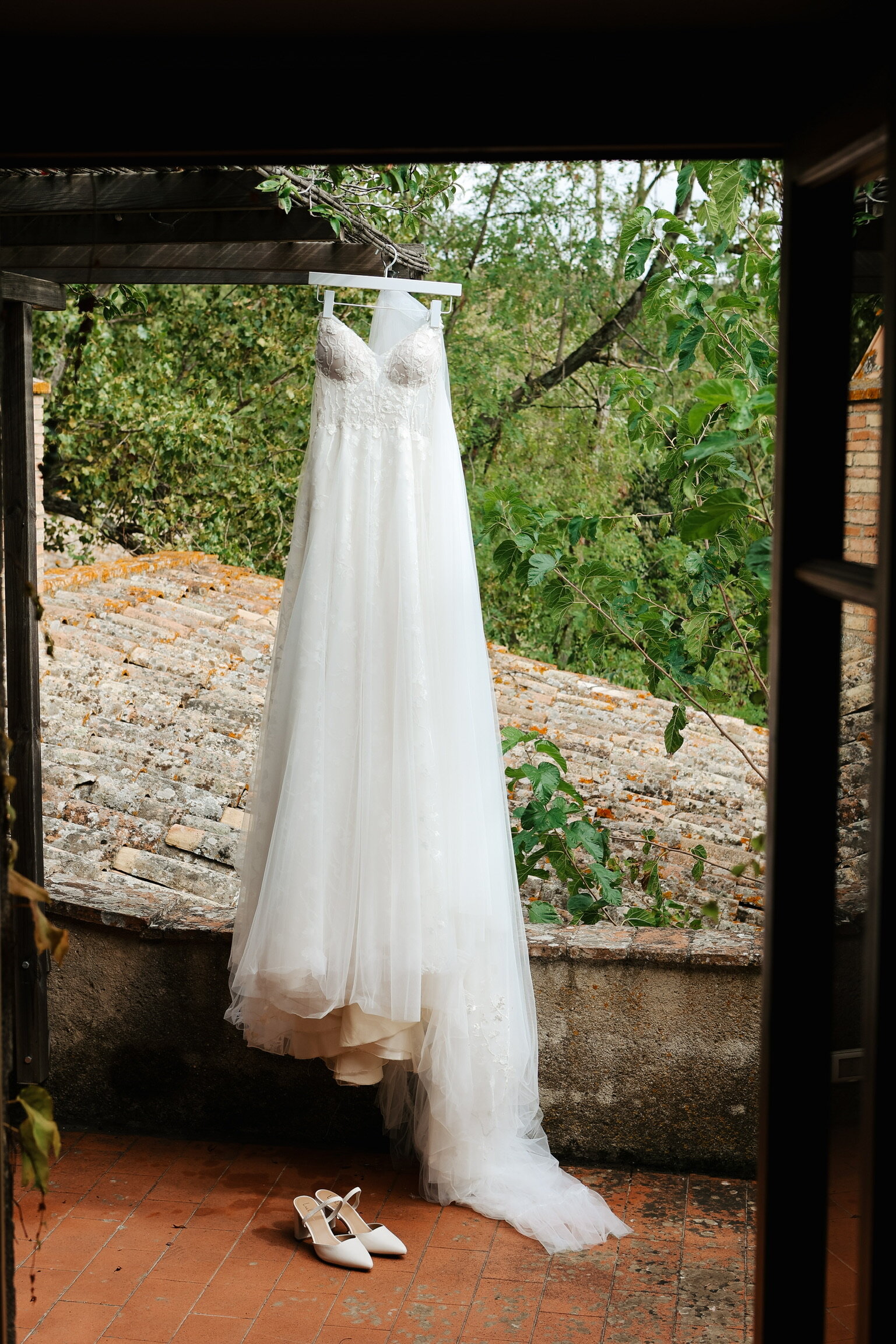 5D8B5715-3EB2-44E4-8431-35490AAD340C