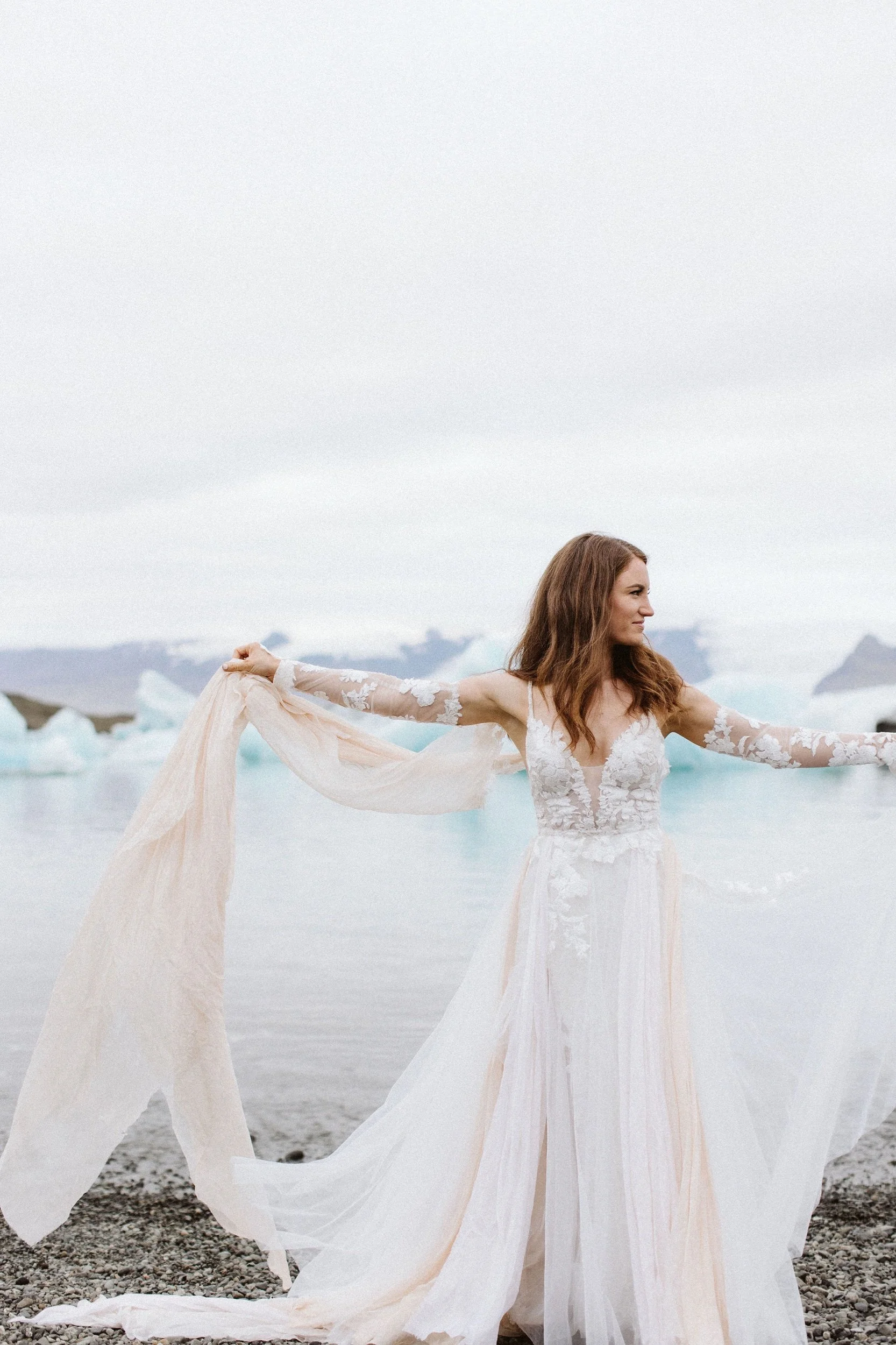 Jessica and Jori’s adventurous elopement in Iceland