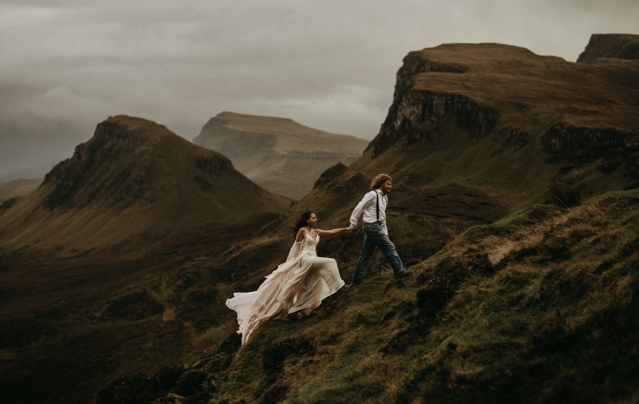   Heidi wedding dress . Bride Sarah’s elopement in Scotland. Photo by  Andrew Rae Photography.  