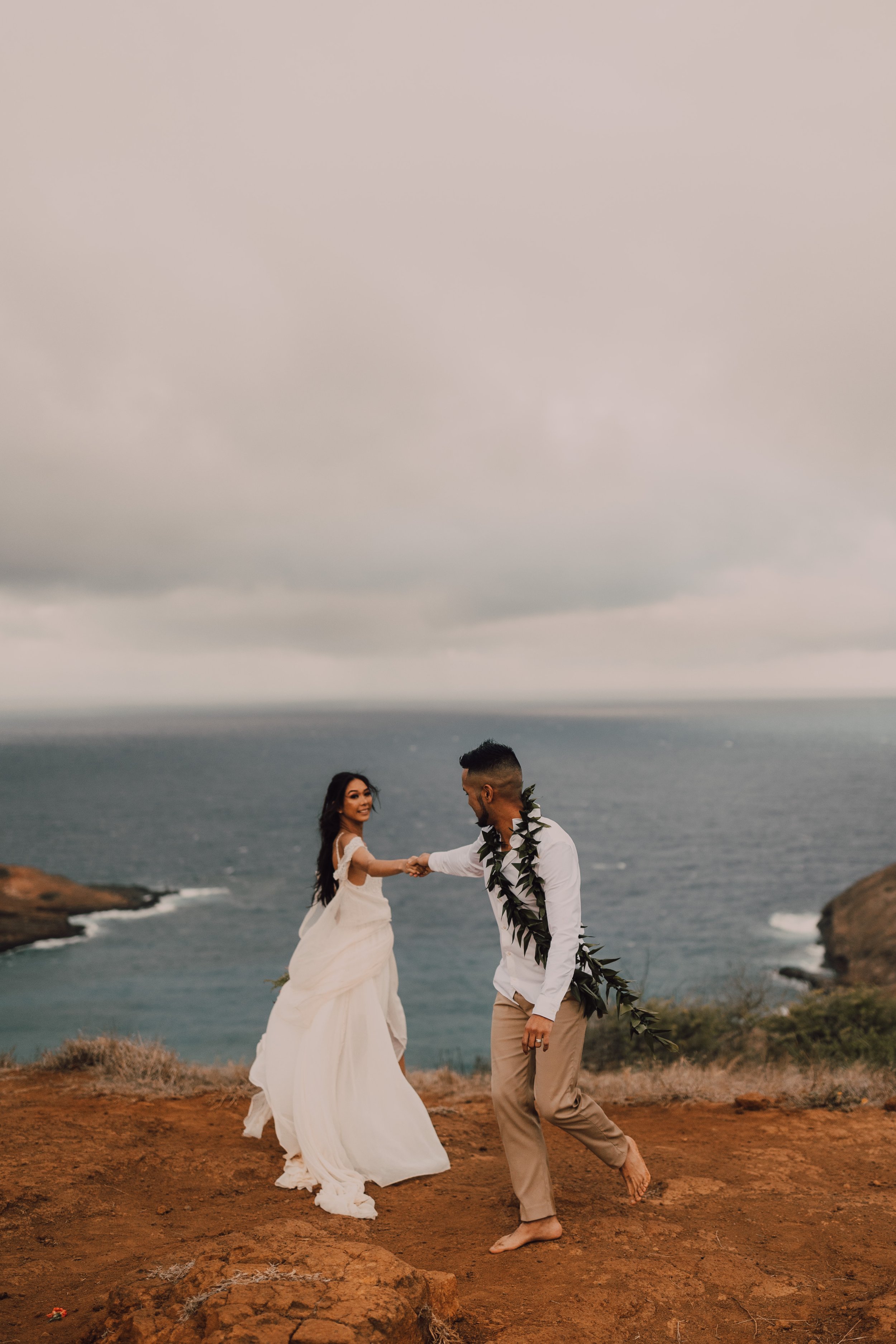   Mila wedding dress . Elopement in Hawaii.  Riss and Steven Photography.   