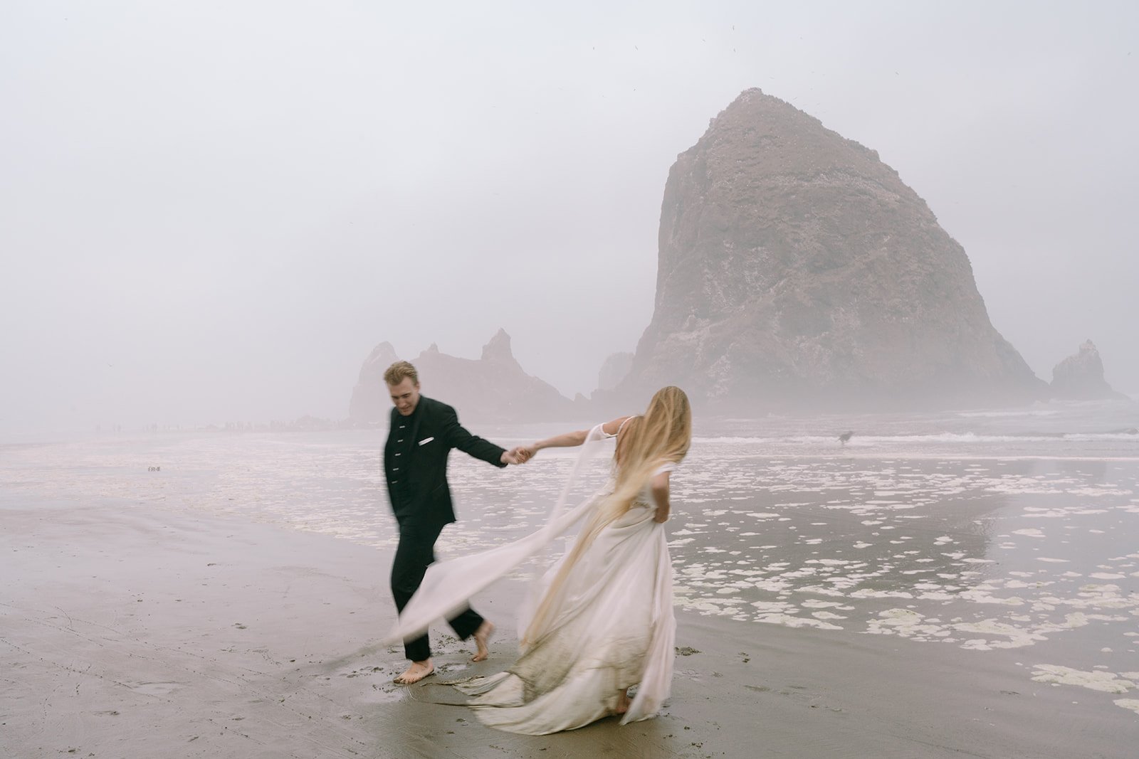 Sky+Savvy_Vow-Renewal-75_websize.jpg