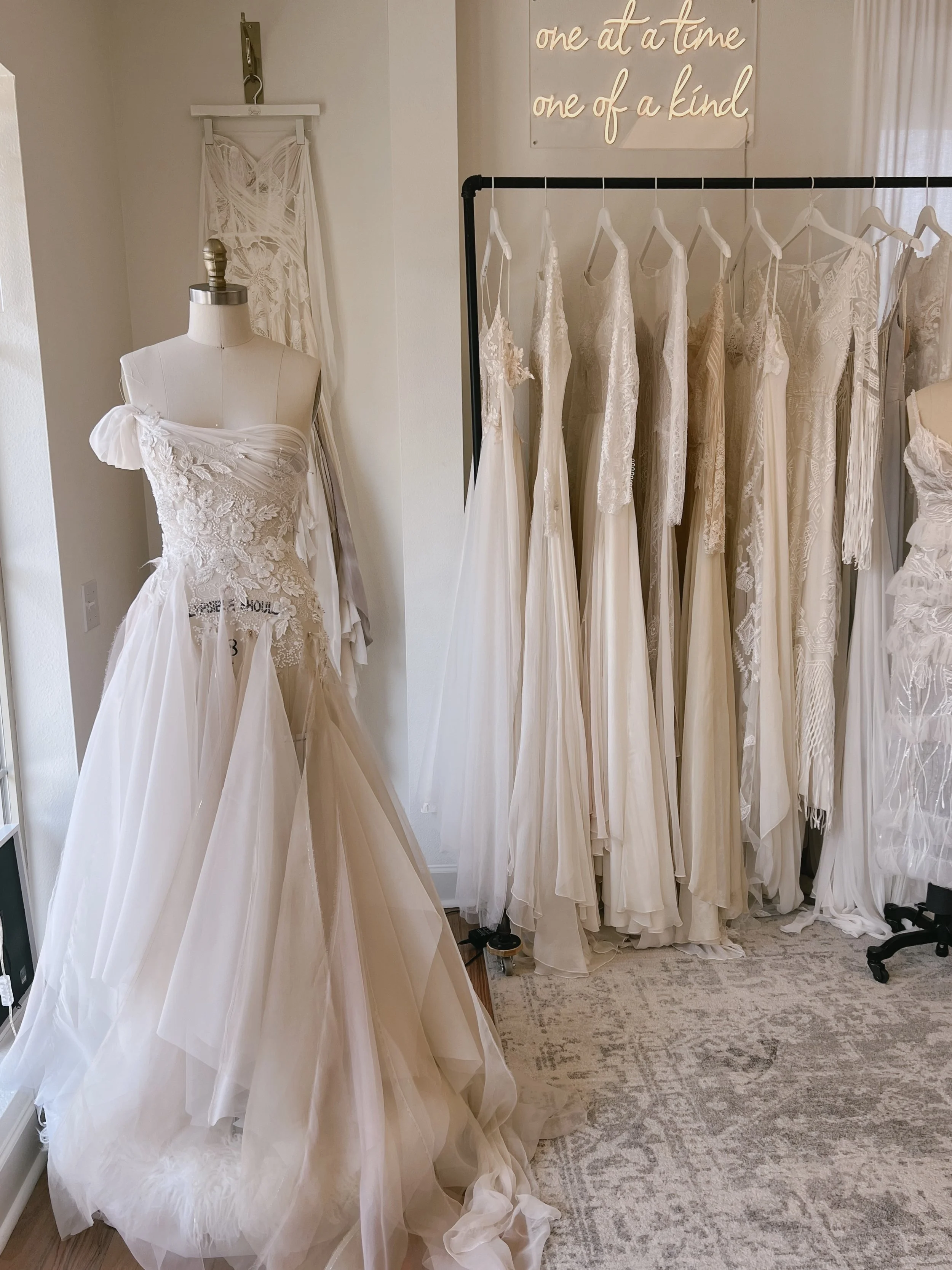 Newest wedding dress designs unfolding - Wedding gown design #1