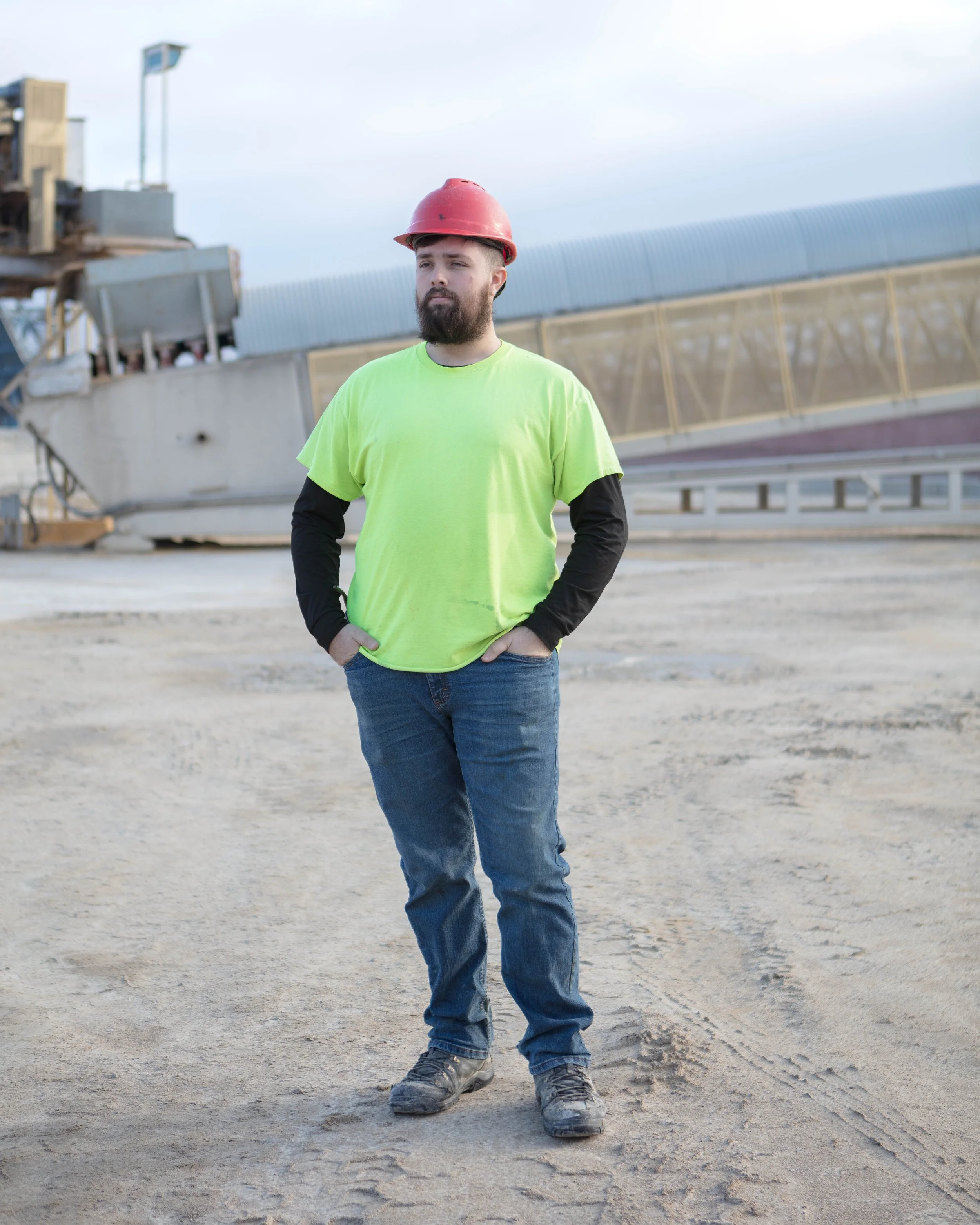 Dylan, Terminal Worker