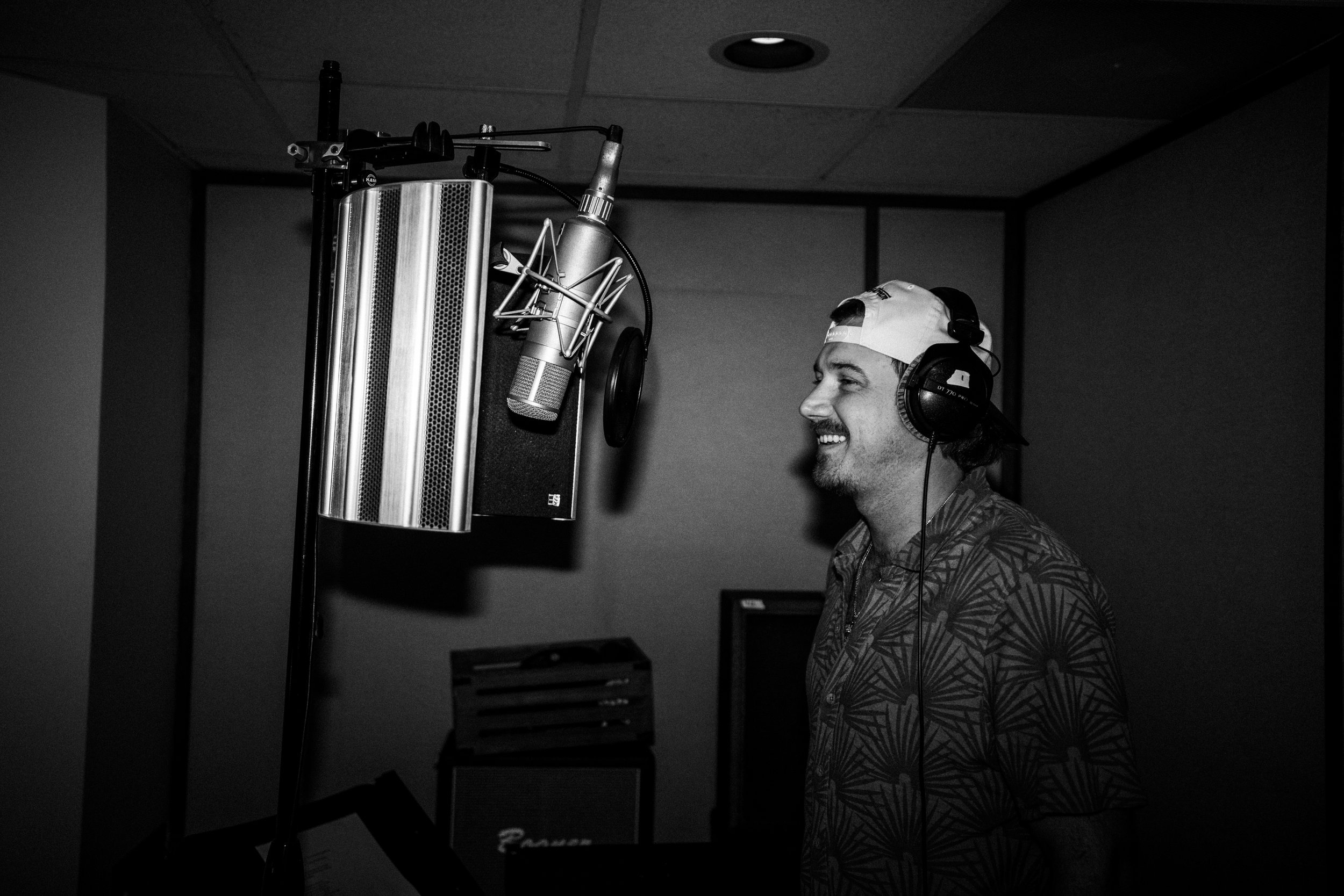 Morgan Wallen - Lies Lies Lies (Lyric Video)