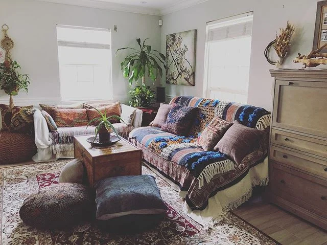#bohemianlivingroom #boholivingroom #bohodecor #plantlovers #interiordesign #cozy #projectinprogress