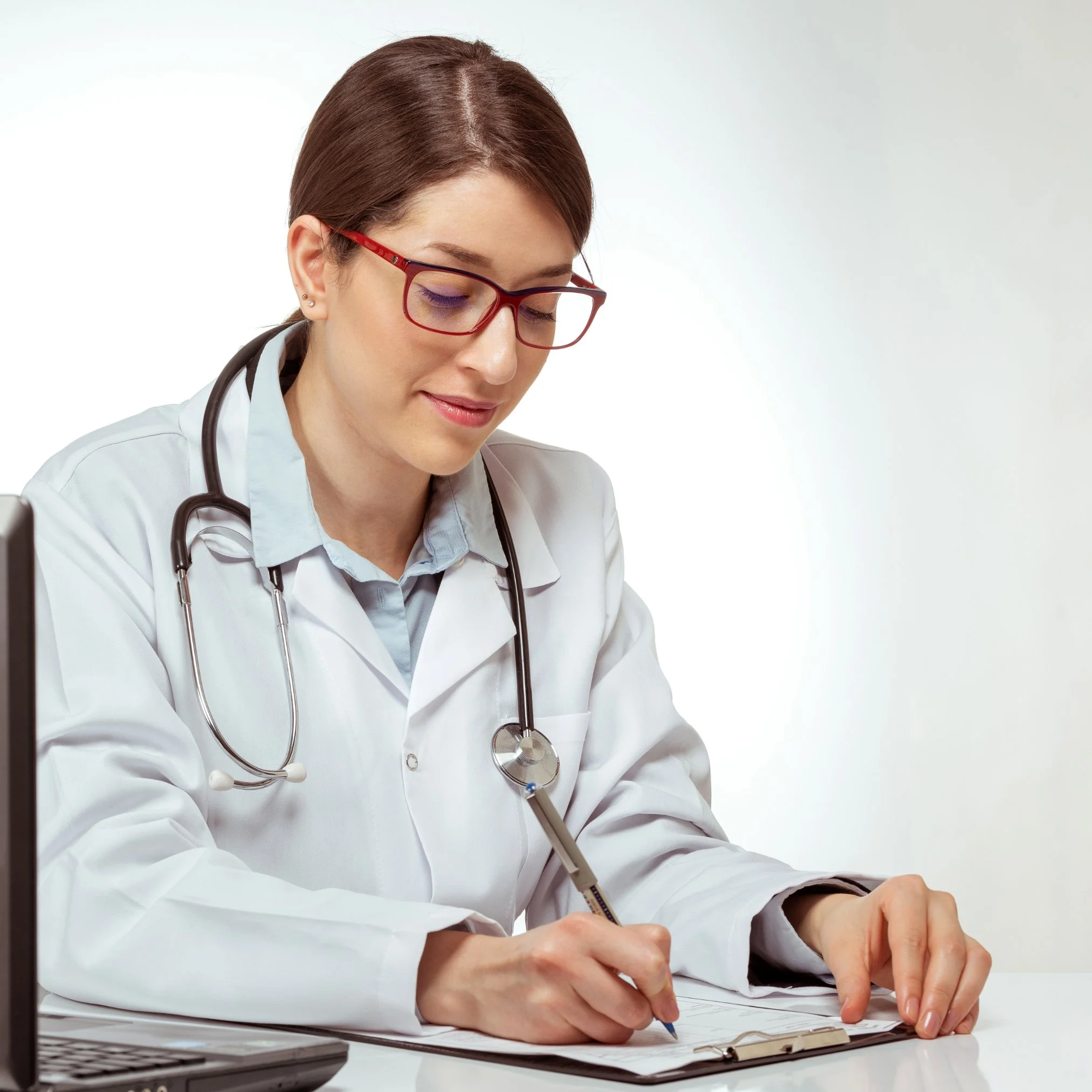 Fully Licensed and Vetted Medical Practitioners for Cannabis Dispensaries