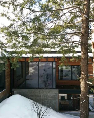 The Rear Master Bedroom Quarter at The Bear Stand