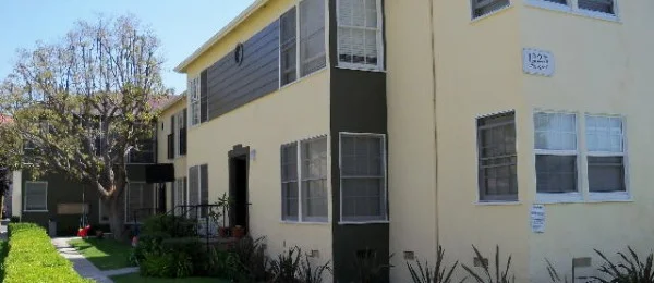 1225 Harvard St. #8, Santa Monica, CA 90404