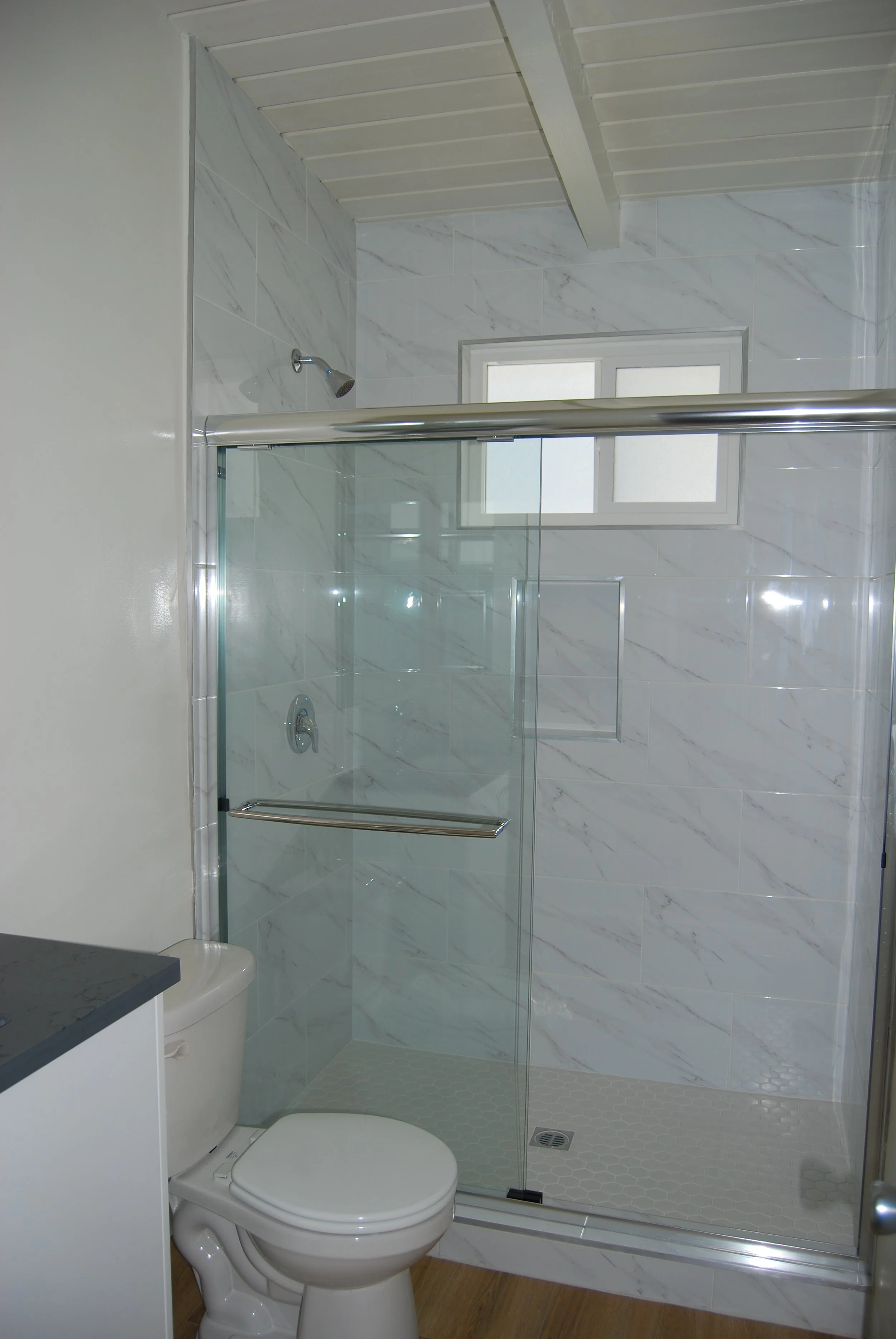 Bathroom #1.JPG