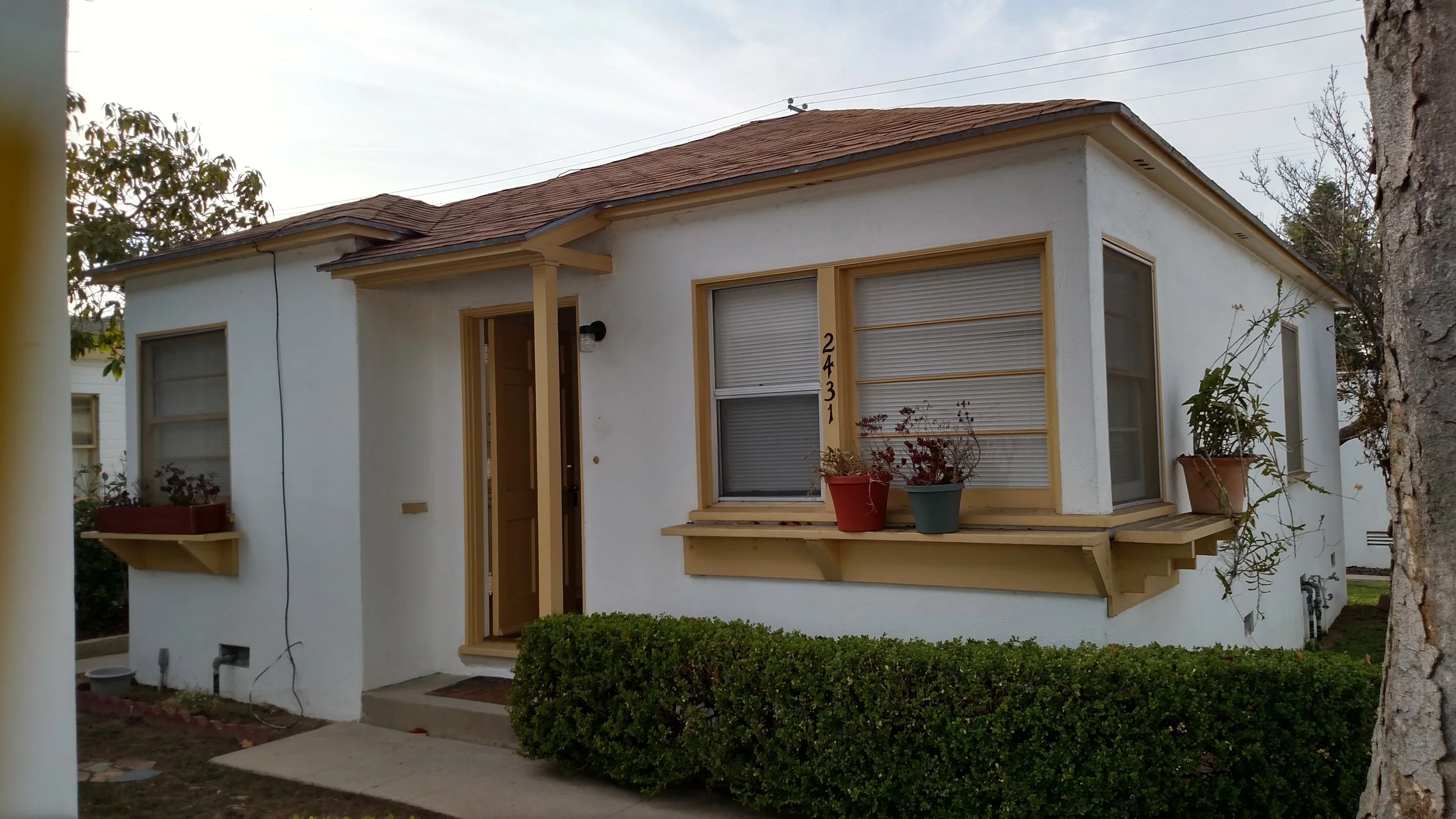 2431 Oak St., Santa Monica, CA 90405